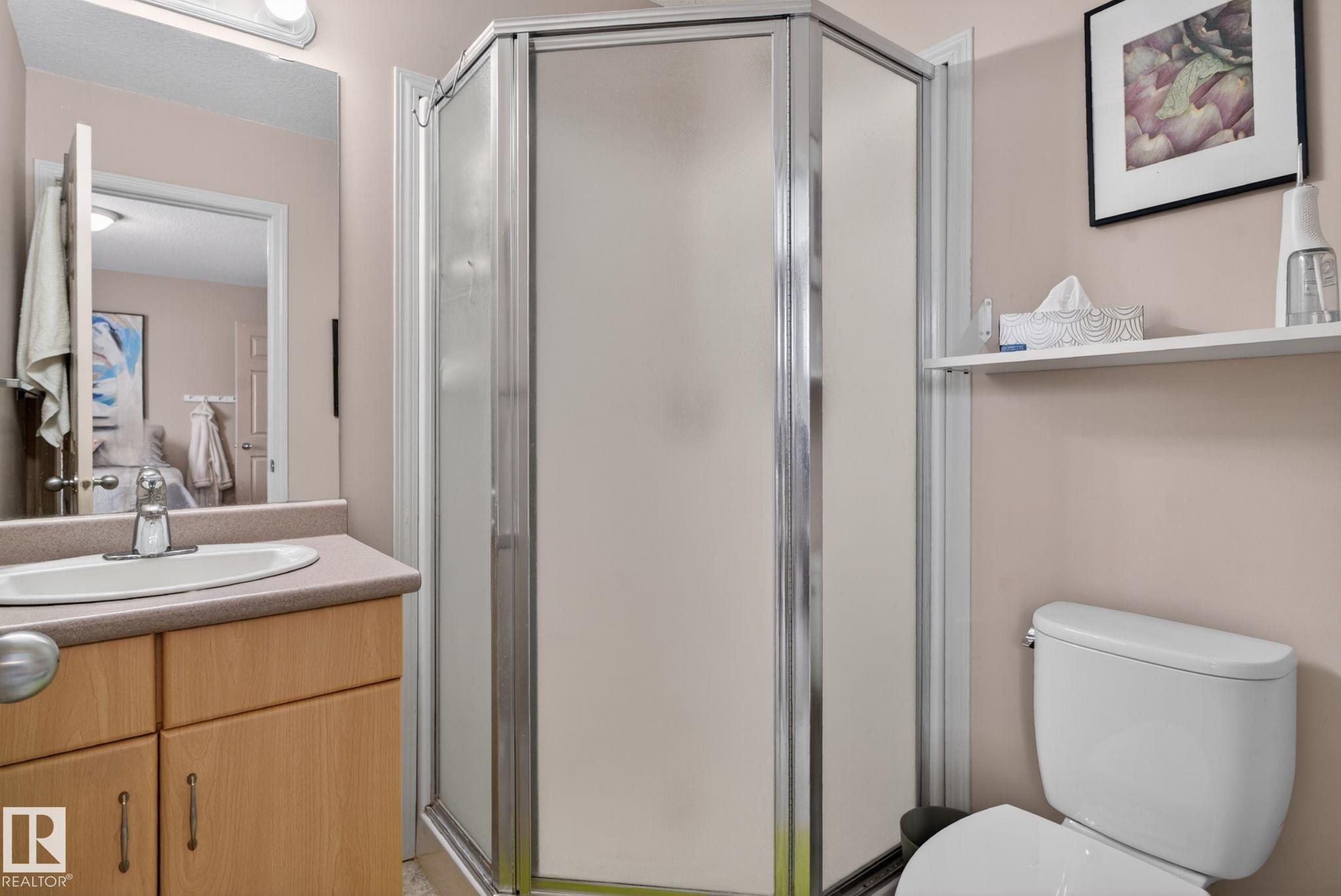 Photo 21 at 27 - 225 Blackburn Drive E SW, Blackburne, Edmonton