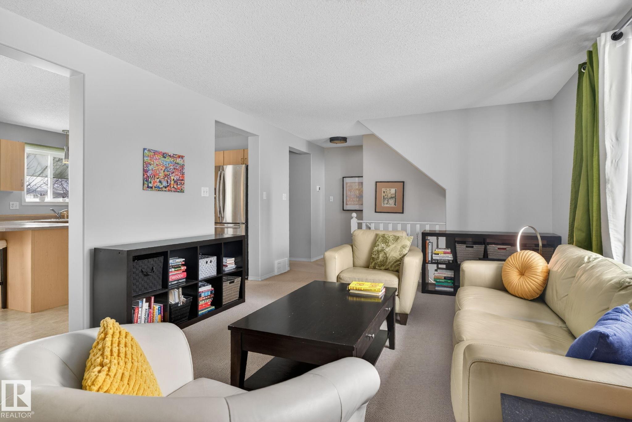 Photo 6 at 27 - 225 Blackburn Drive E SW, Blackburne, Edmonton