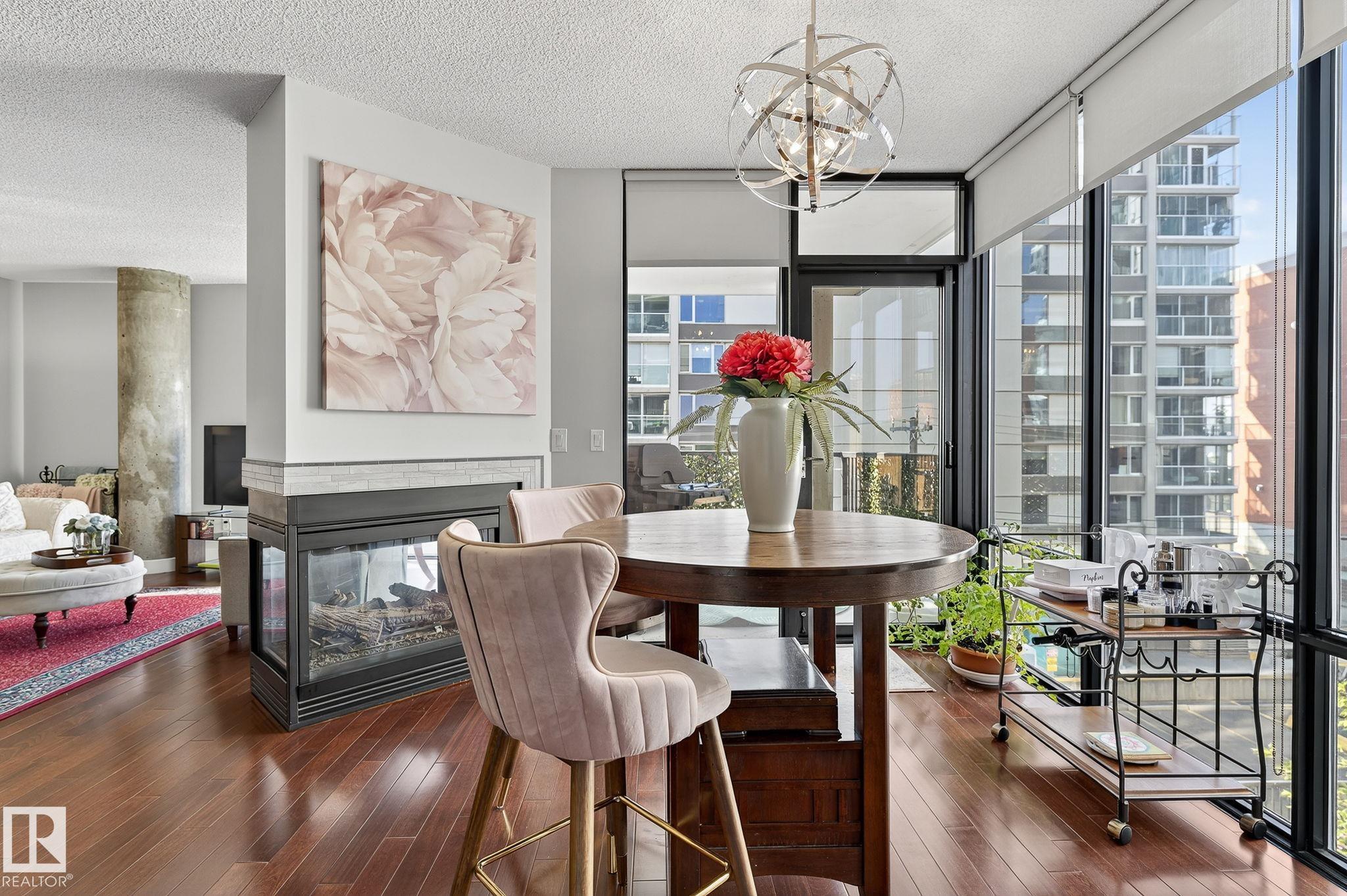 Photo 9 at 401 - 10028 119 Street NW, Wîhkwêntôwin, Edmonton