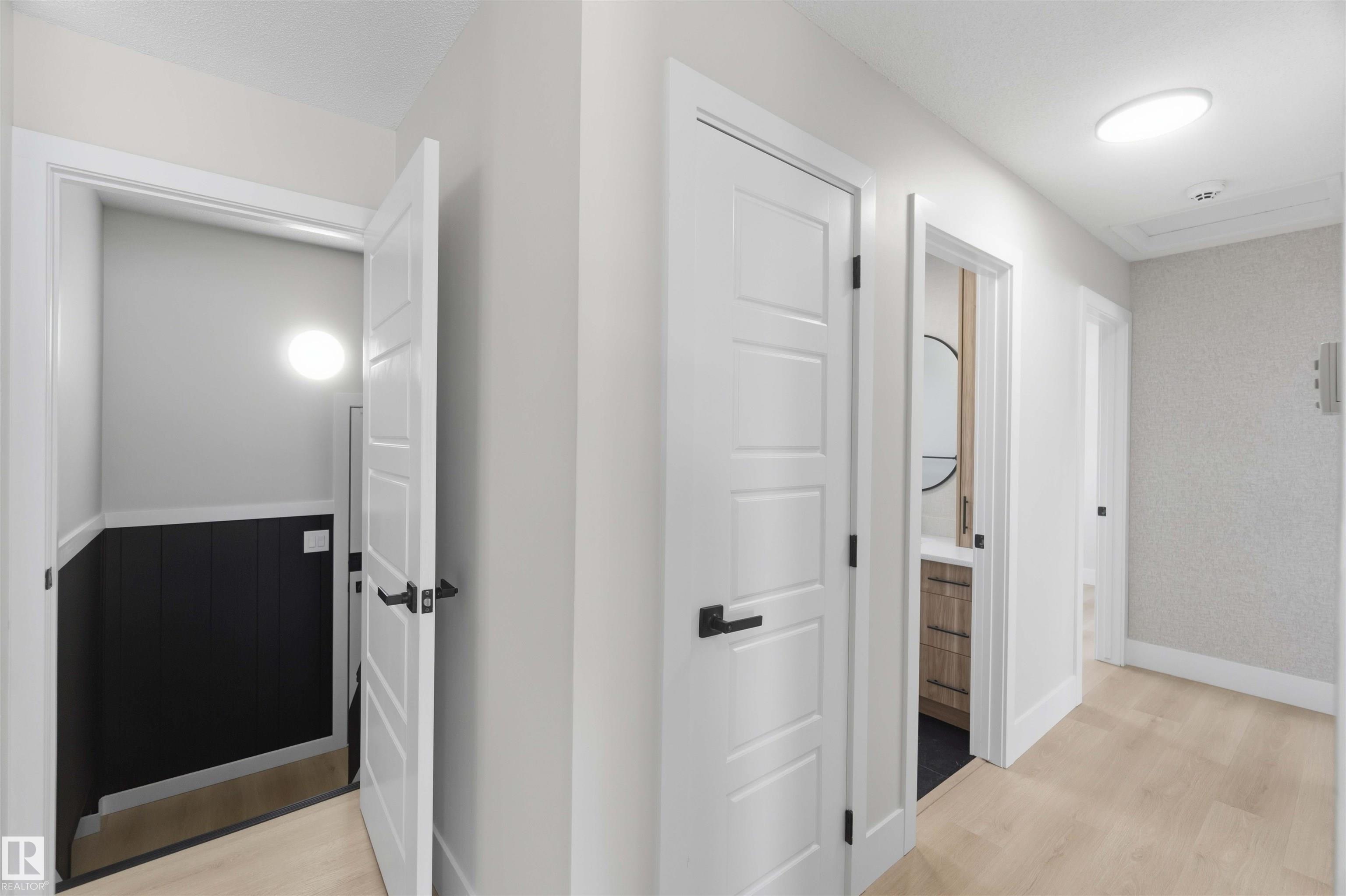 Photo 26 at 15015 95 Street NW, Evansdale, Edmonton