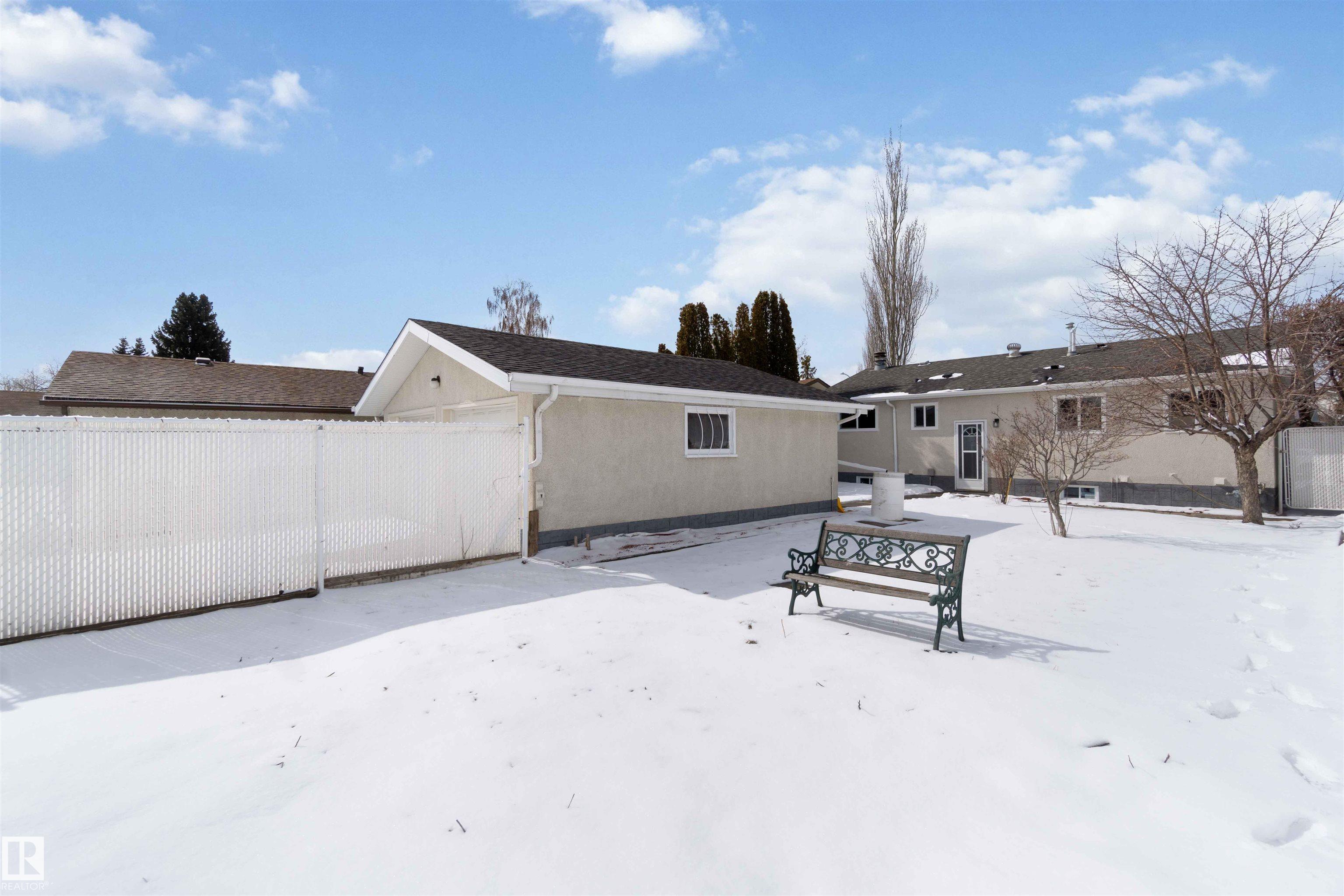 Photo 52 at 15015 95 Street NW, Evansdale, Edmonton