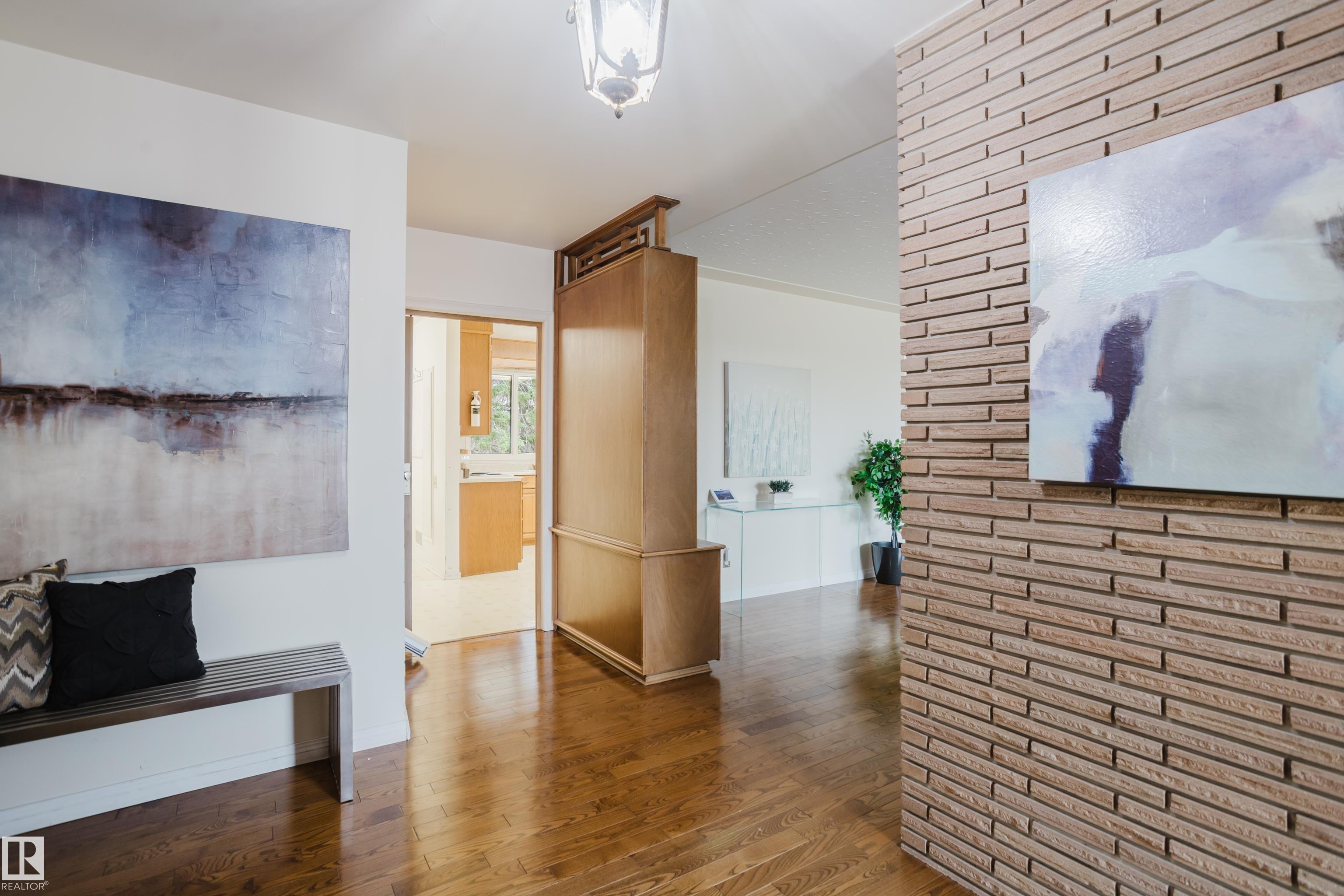 7907 Saskatchewan Drive NW, Belgravia, Edmonton