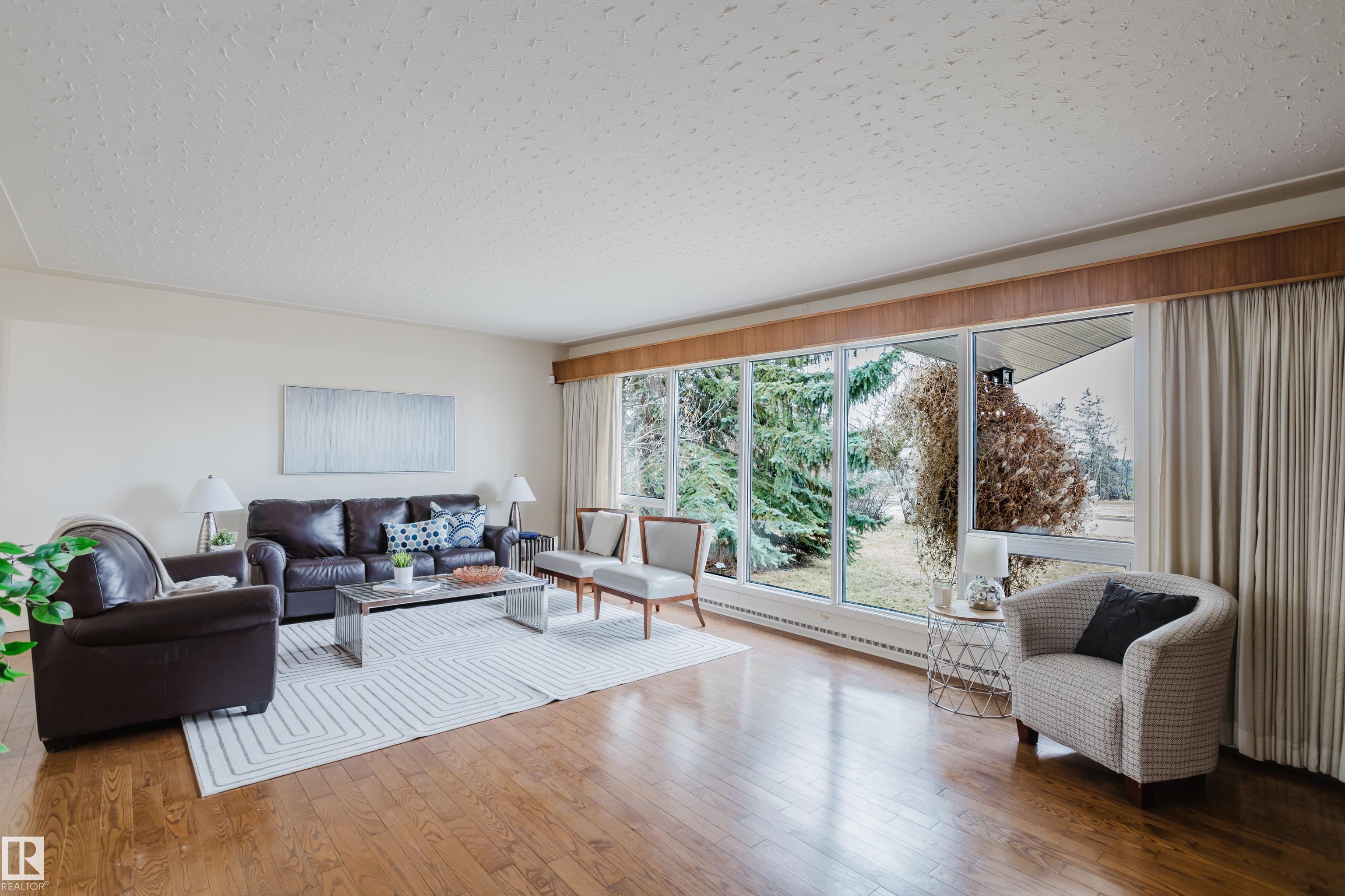 Photo 6 at 7907 Saskatchewan Drive NW, Belgravia, Edmonton