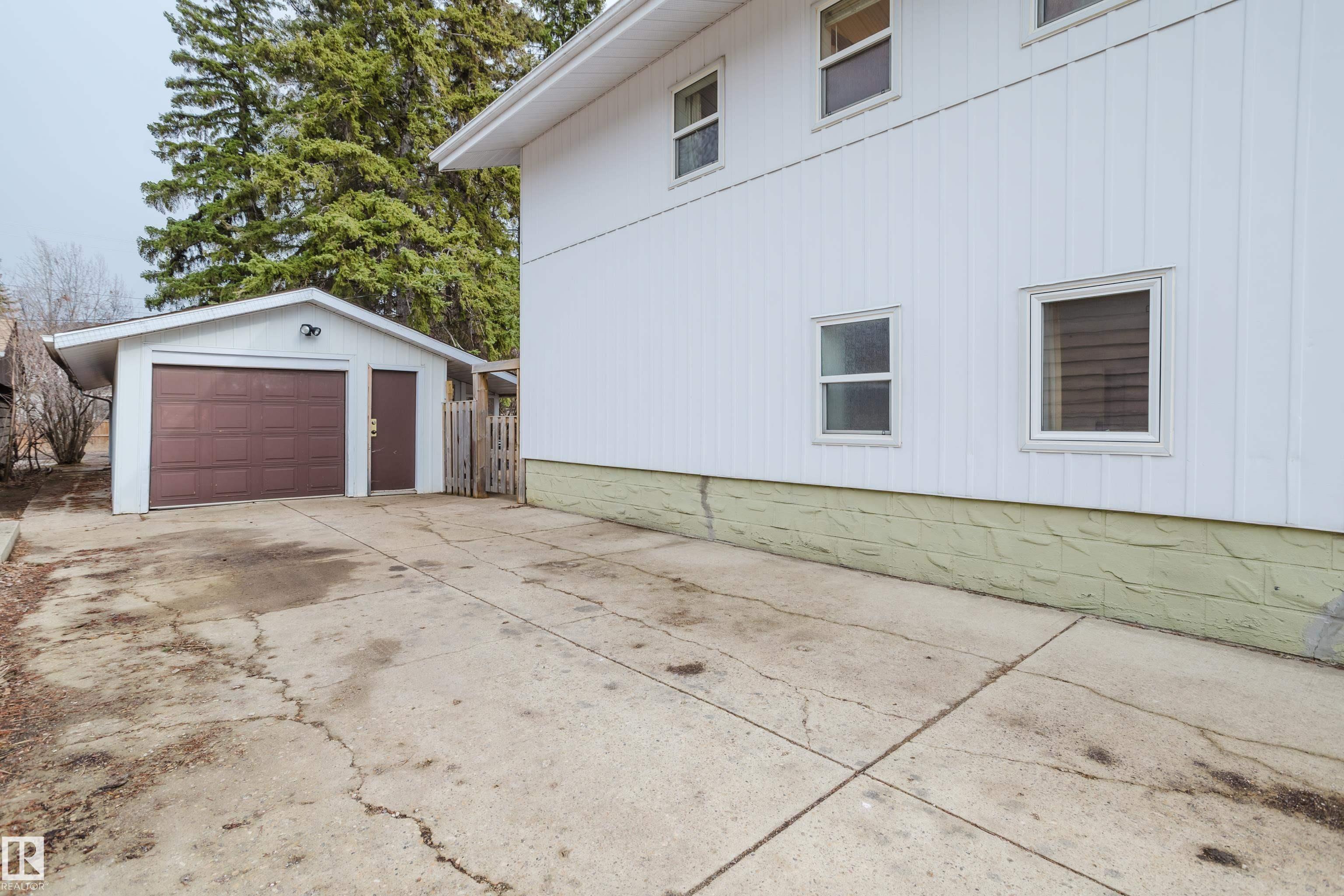 Photo 57 at 7907 Saskatchewan Drive NW, Belgravia, Edmonton