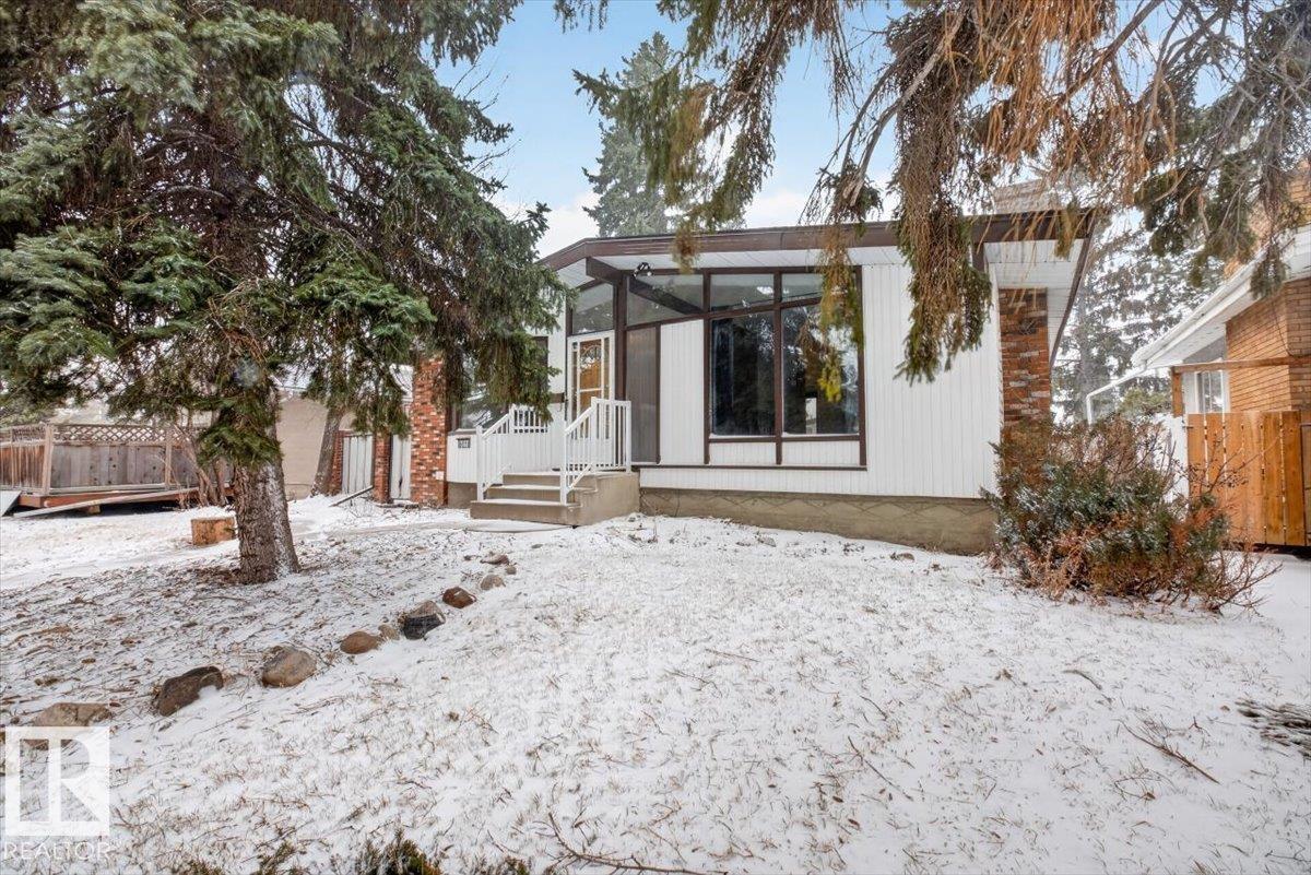 6018 105a Street NW, Pleasantview, Edmonton