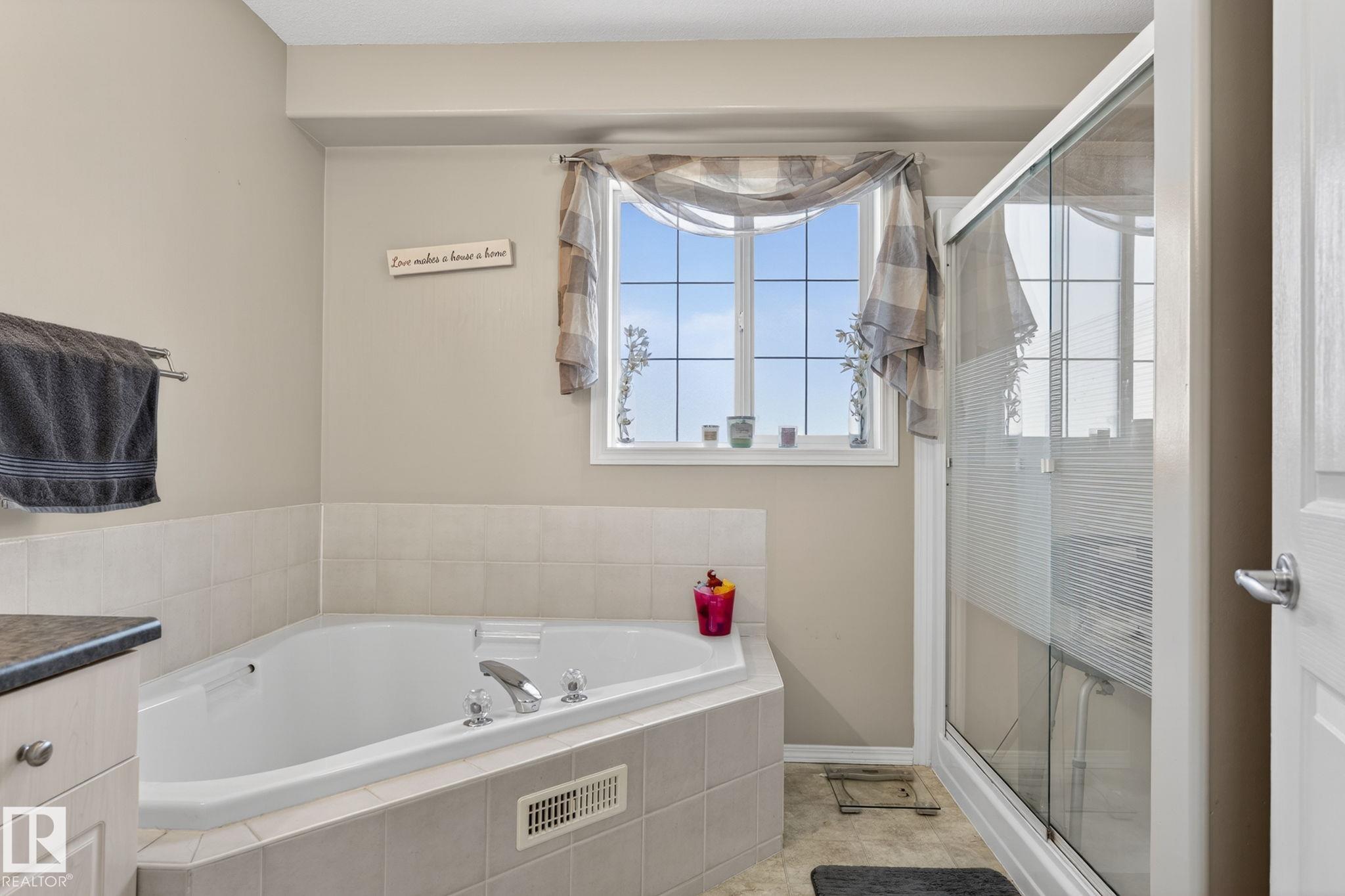 Photo 17 at 1904 36 Avenue NW, Wild Rose, Edmonton
