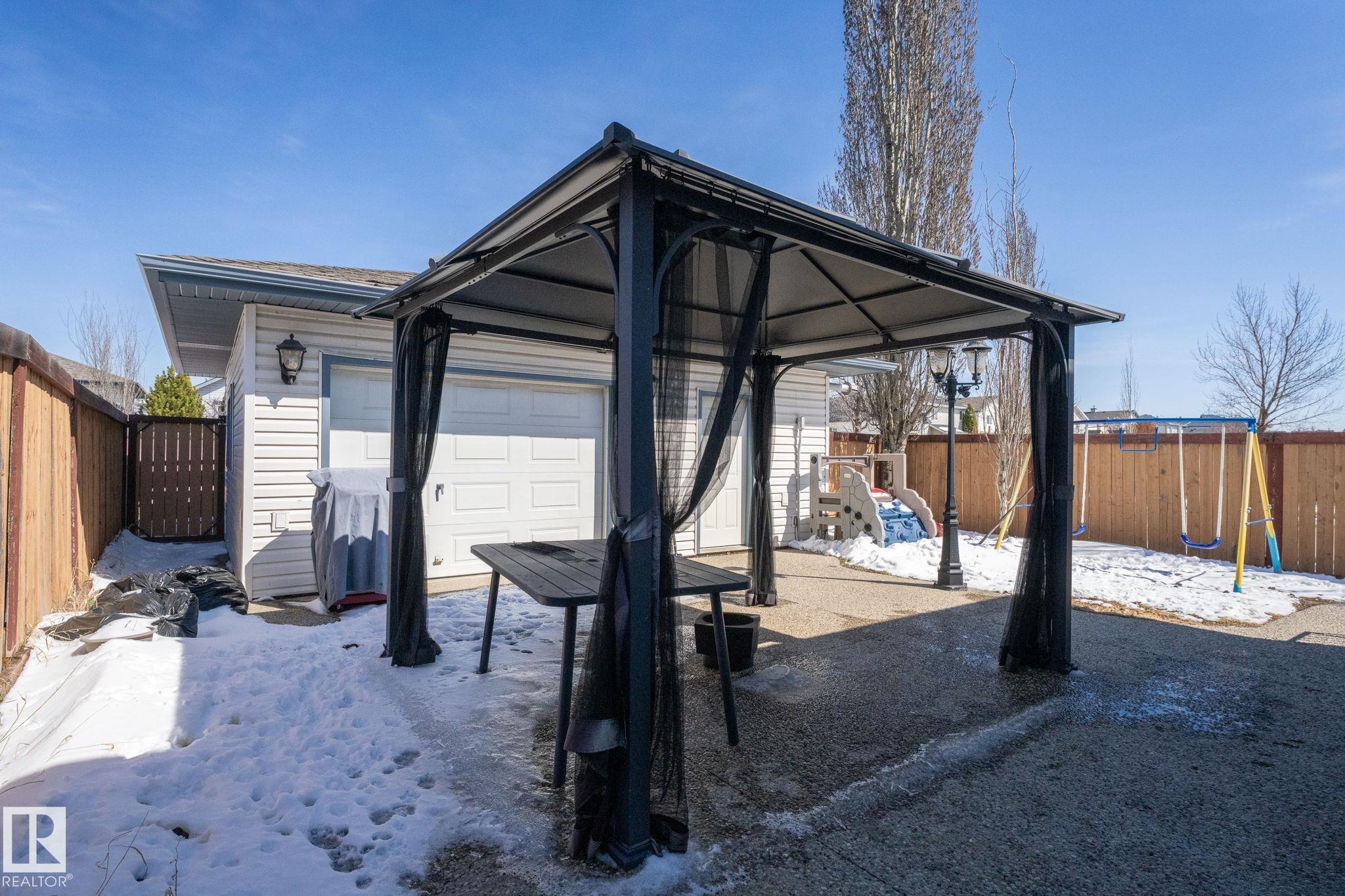 Photo 36 at 1904 36 Avenue NW, Wild Rose, Edmonton