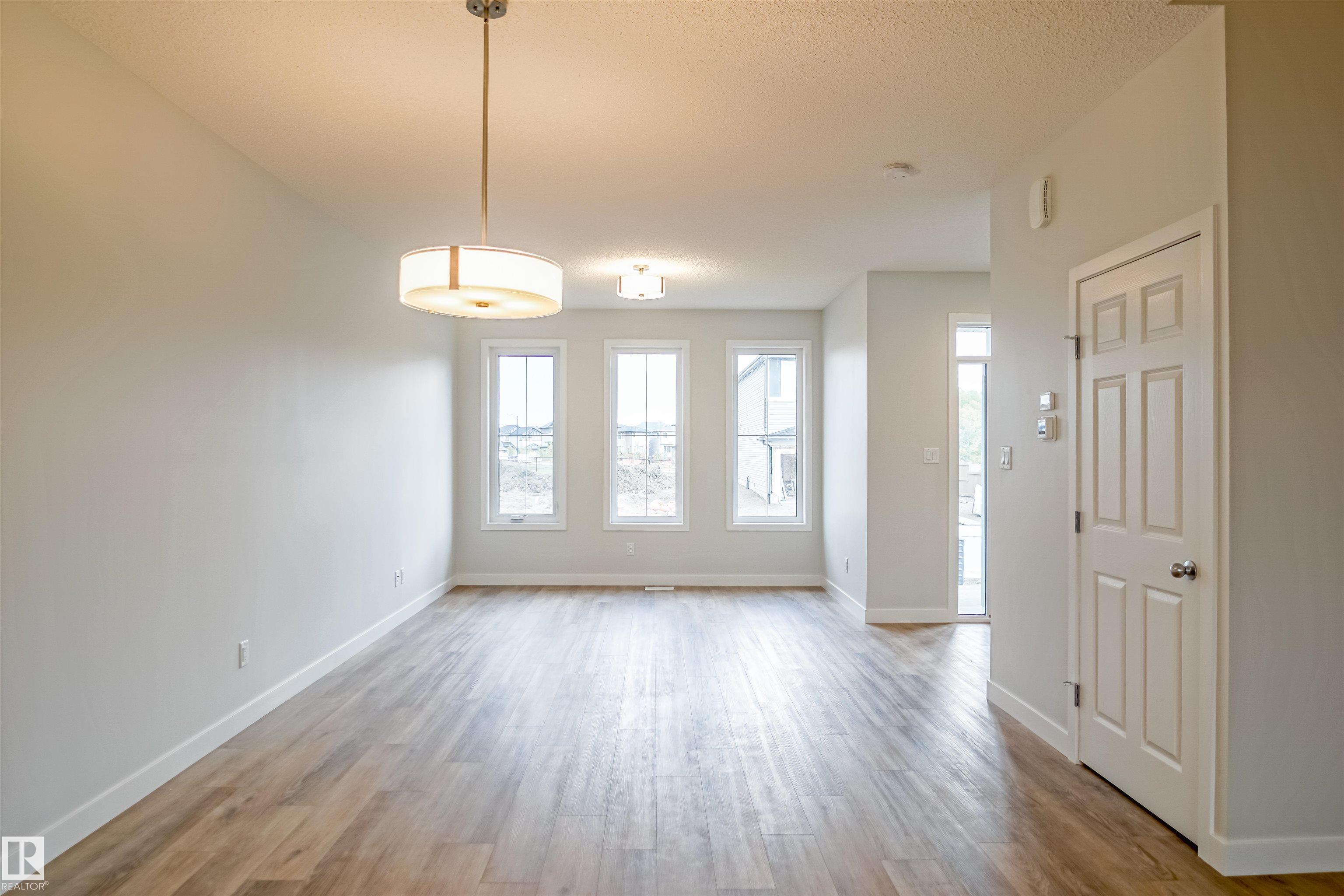 Photo 6 at 18136 74 Street NW, Crystallina Nera East, Edmonton