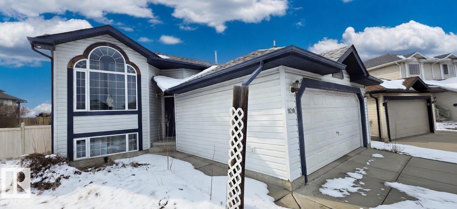 9218 163 Avenue NW, Eaux Claires, Edmonton