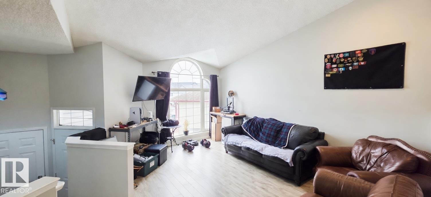 Photo 12 at 9218 163 Avenue NW, Eaux Claires, Edmonton