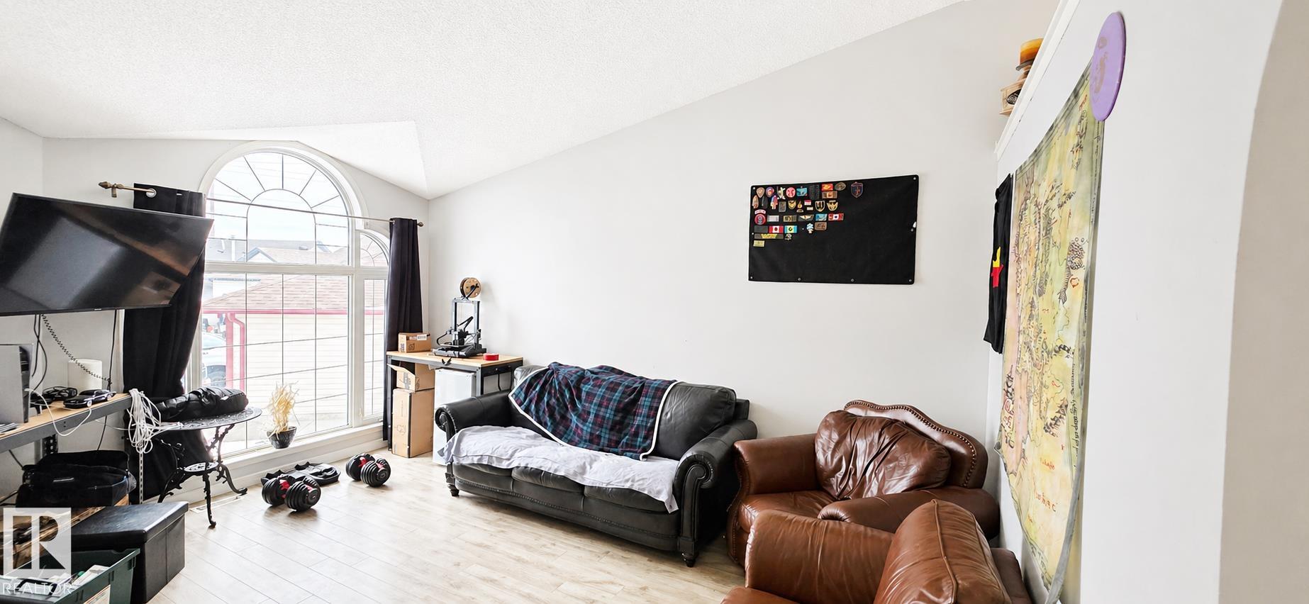 Photo 13 at 9218 163 Avenue NW, Eaux Claires, Edmonton