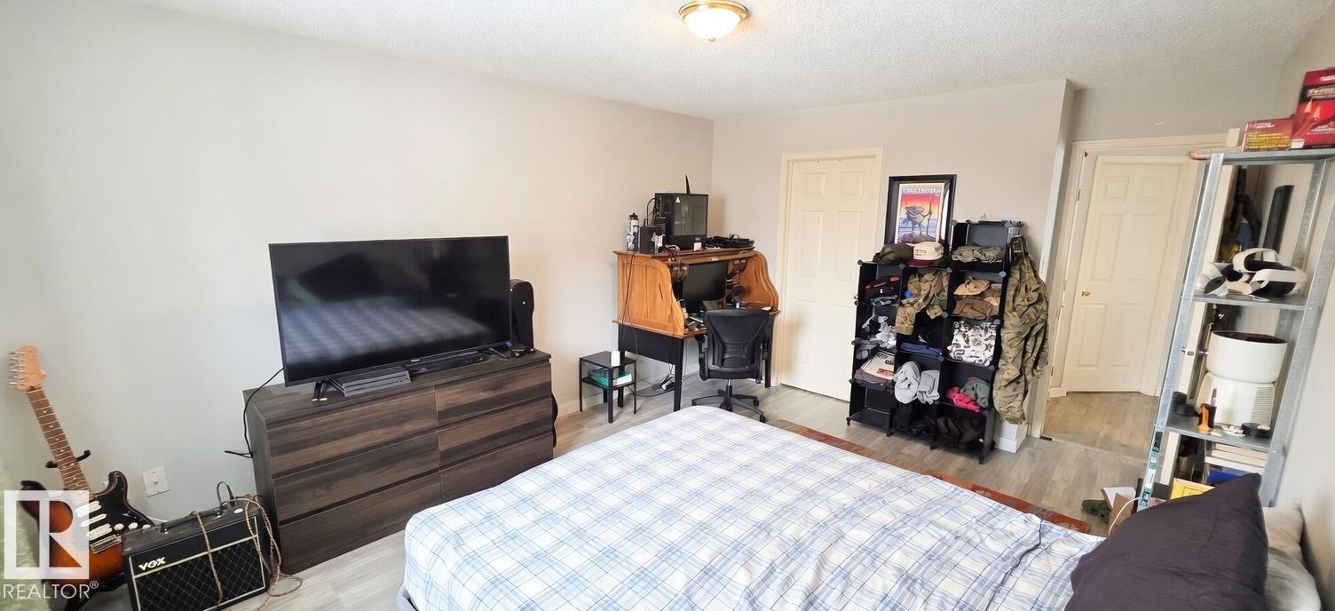 Photo 22 at 9218 163 Avenue NW, Eaux Claires, Edmonton