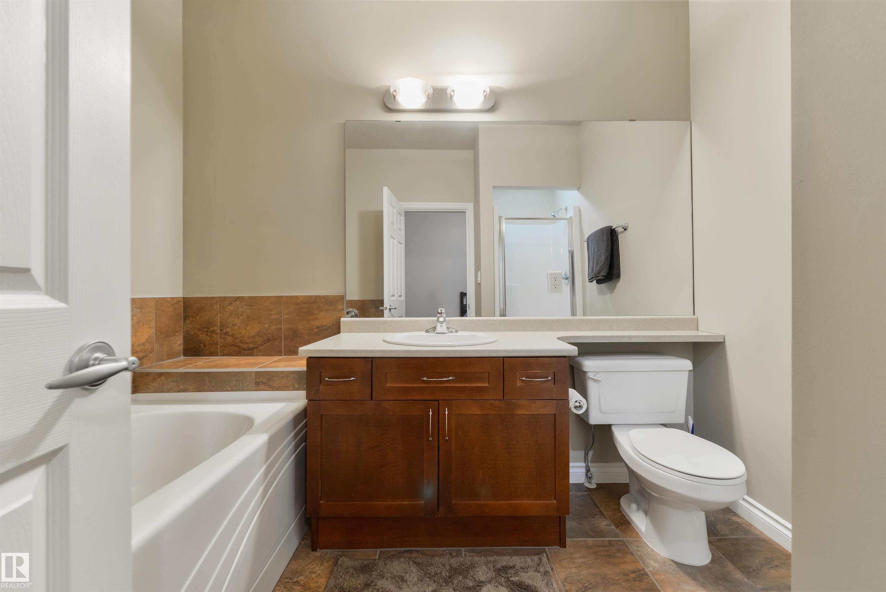 Photo 30 at 3 9026 Jasper Avenue NW, Boyle Street, Edmonton