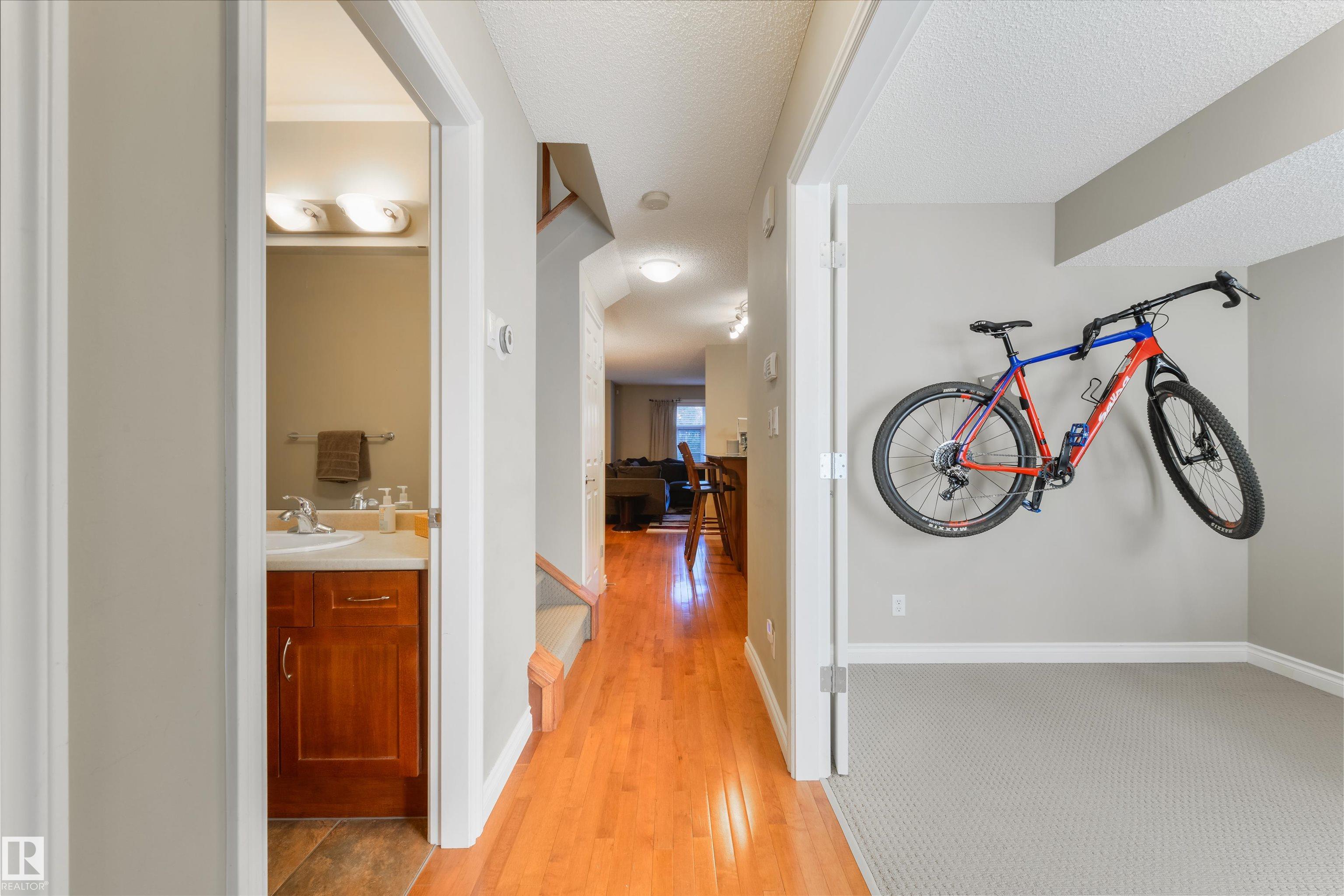 3 9026 Jasper Avenue NW, Boyle Street, Edmonton