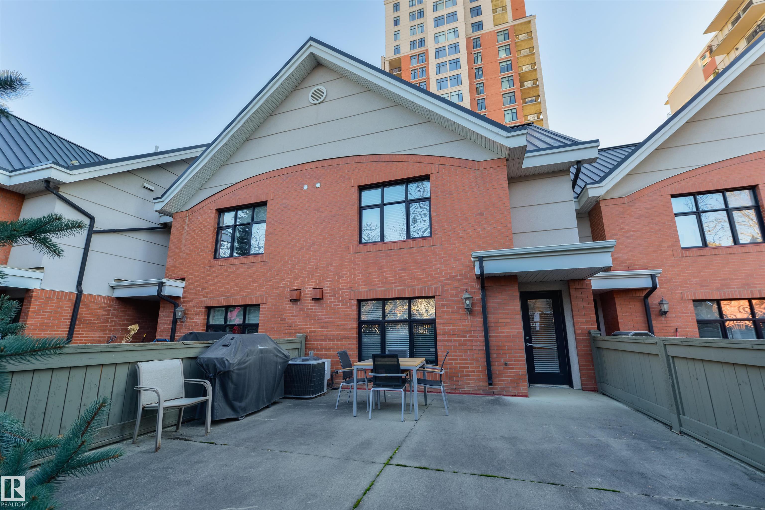 Photo 33 at 3 9026 Jasper Avenue NW, Boyle Street, Edmonton