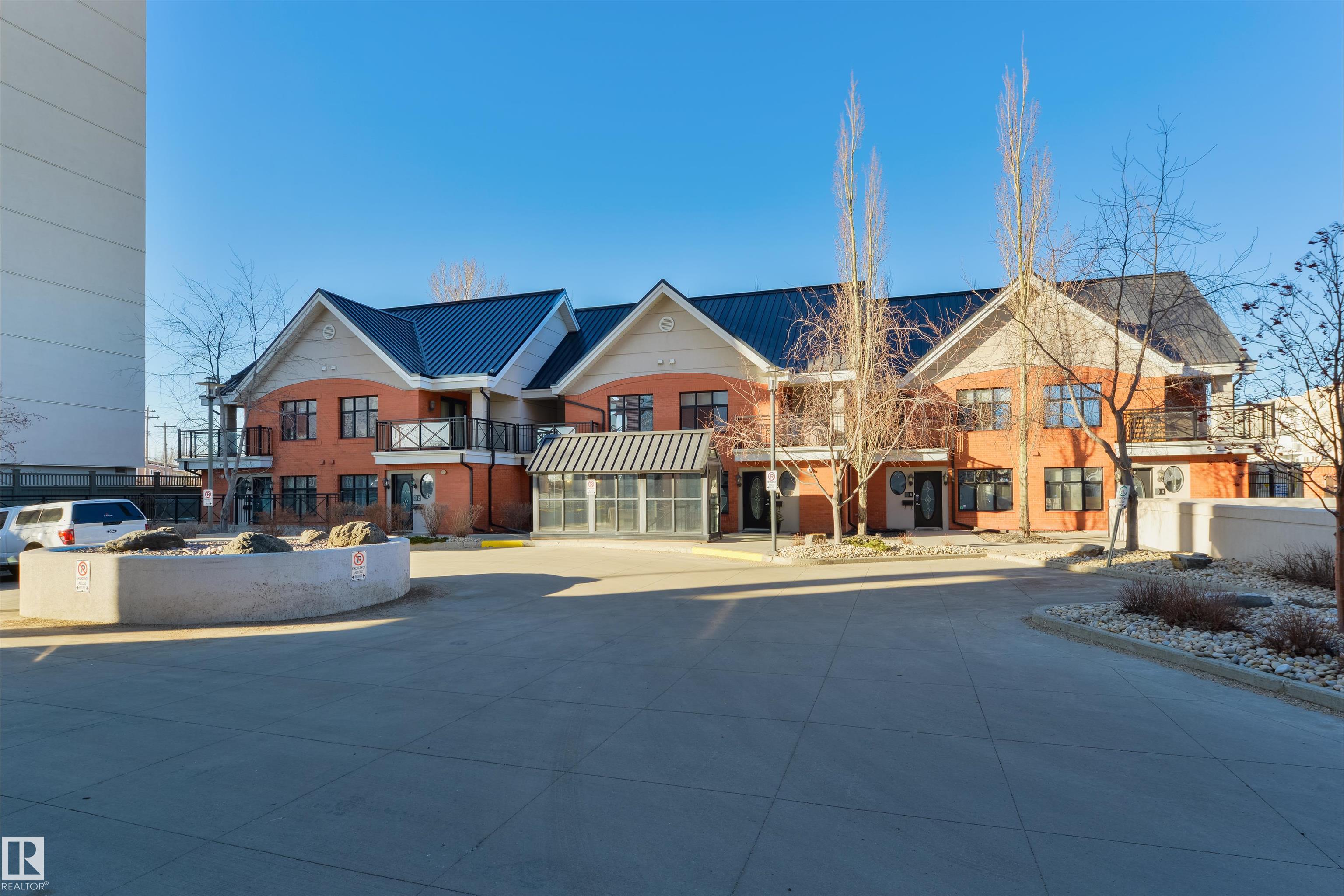 Photo 37 at 3 9026 Jasper Avenue NW, Boyle Street, Edmonton