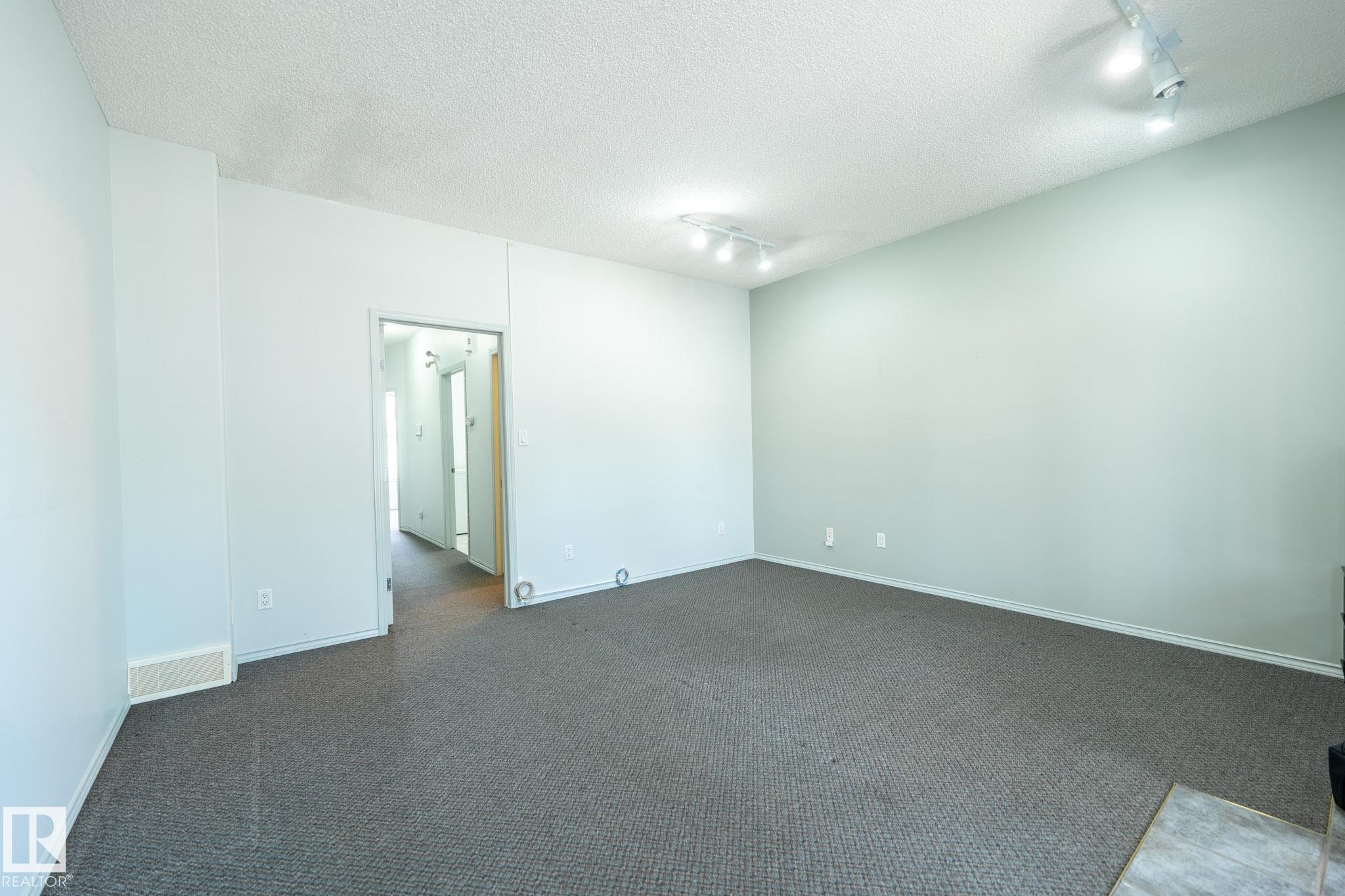 3 - 10235 111 Street NW, Downtown, Edmonton