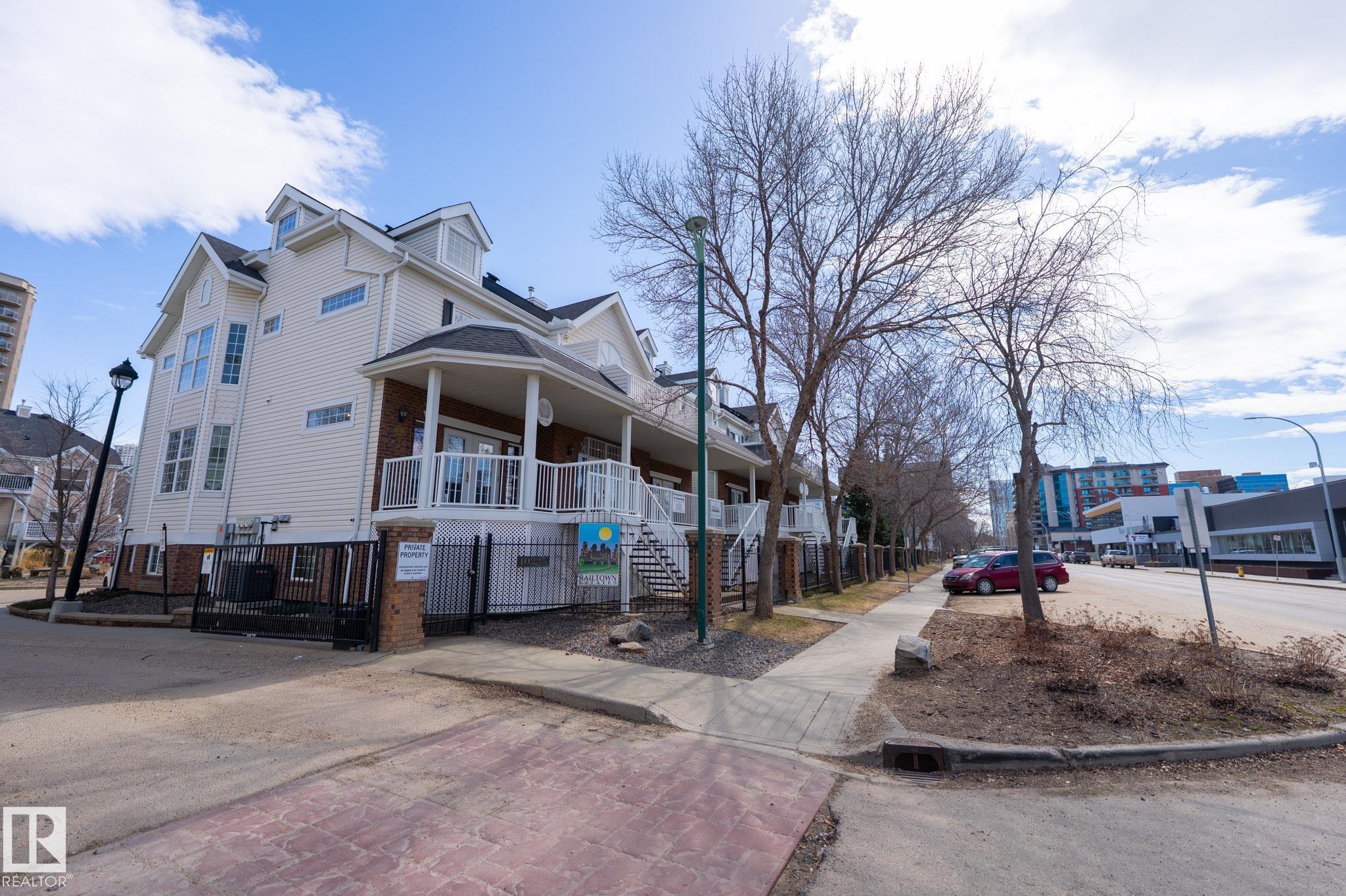 Photo 19 at 3 - 10235 111 Street NW, Downtown, Edmonton