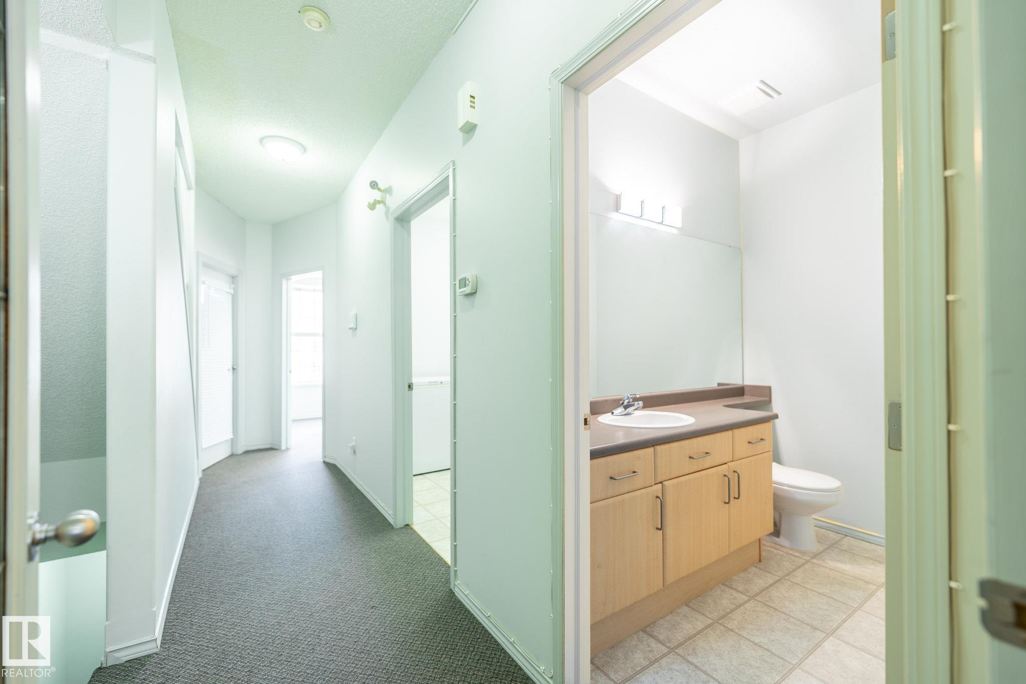 Photo 6 at 3 - 10235 111 Street NW, Downtown, Edmonton