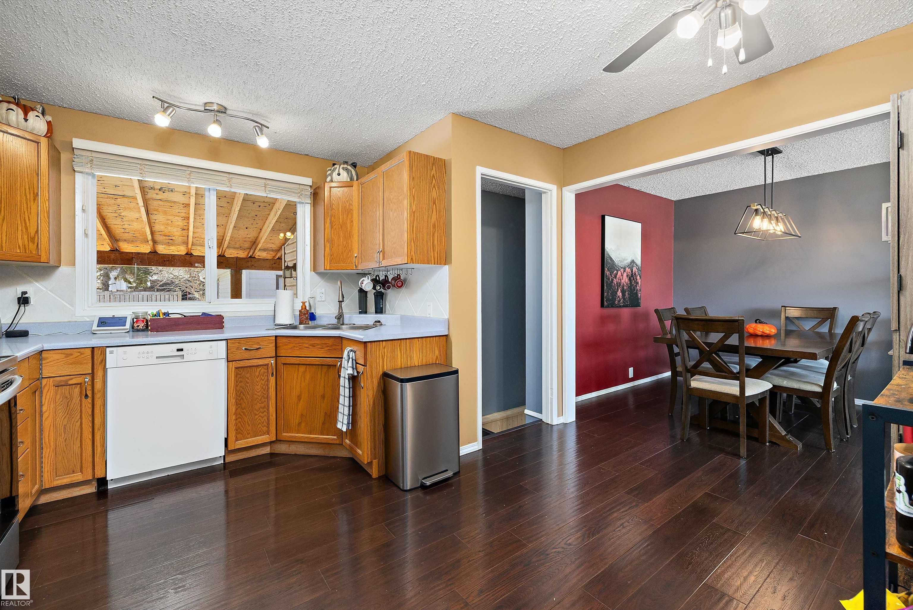 Photo 14 at 9419 98 Avenue, Morinville