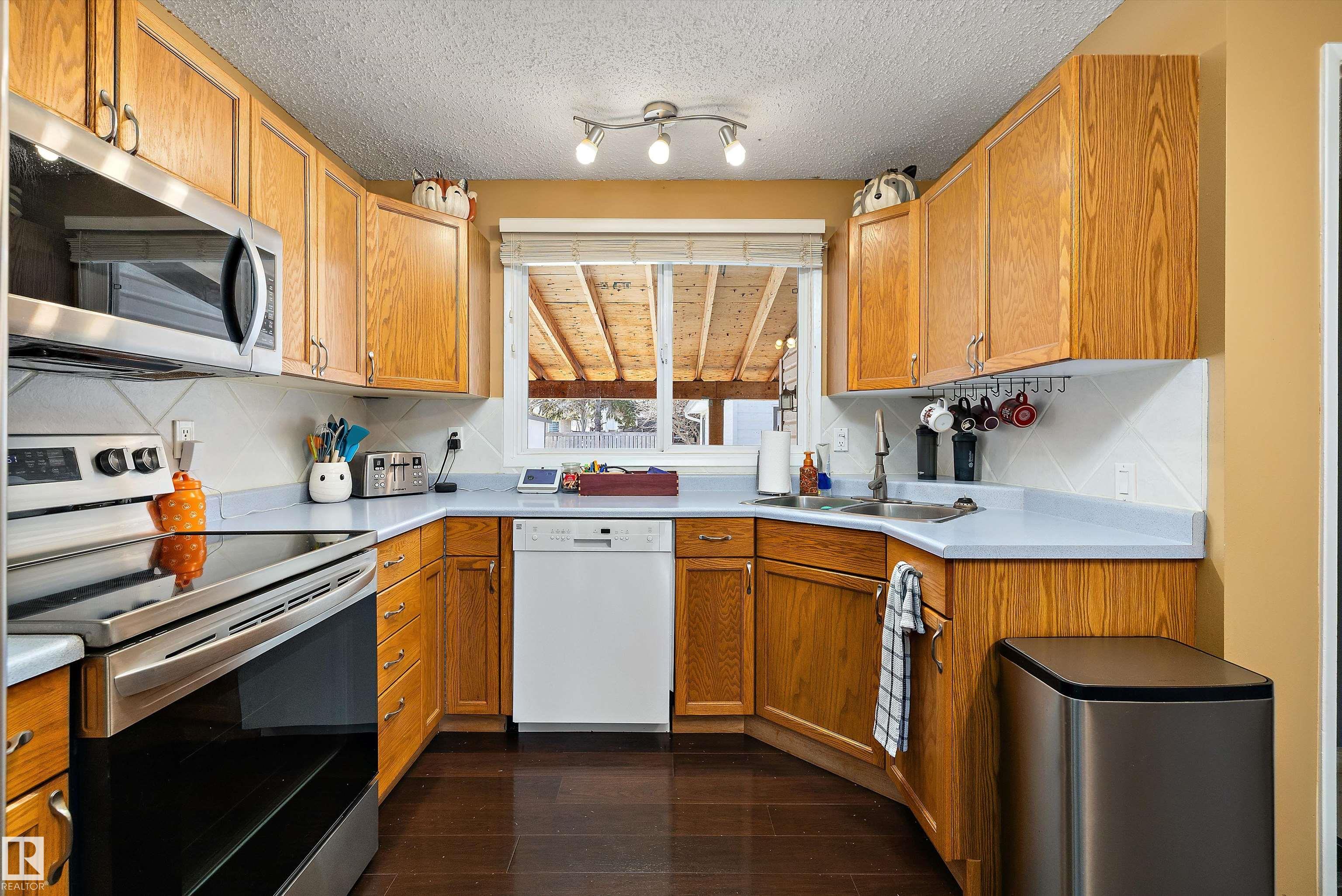 Photo 15 at 9419 98 Avenue, Morinville