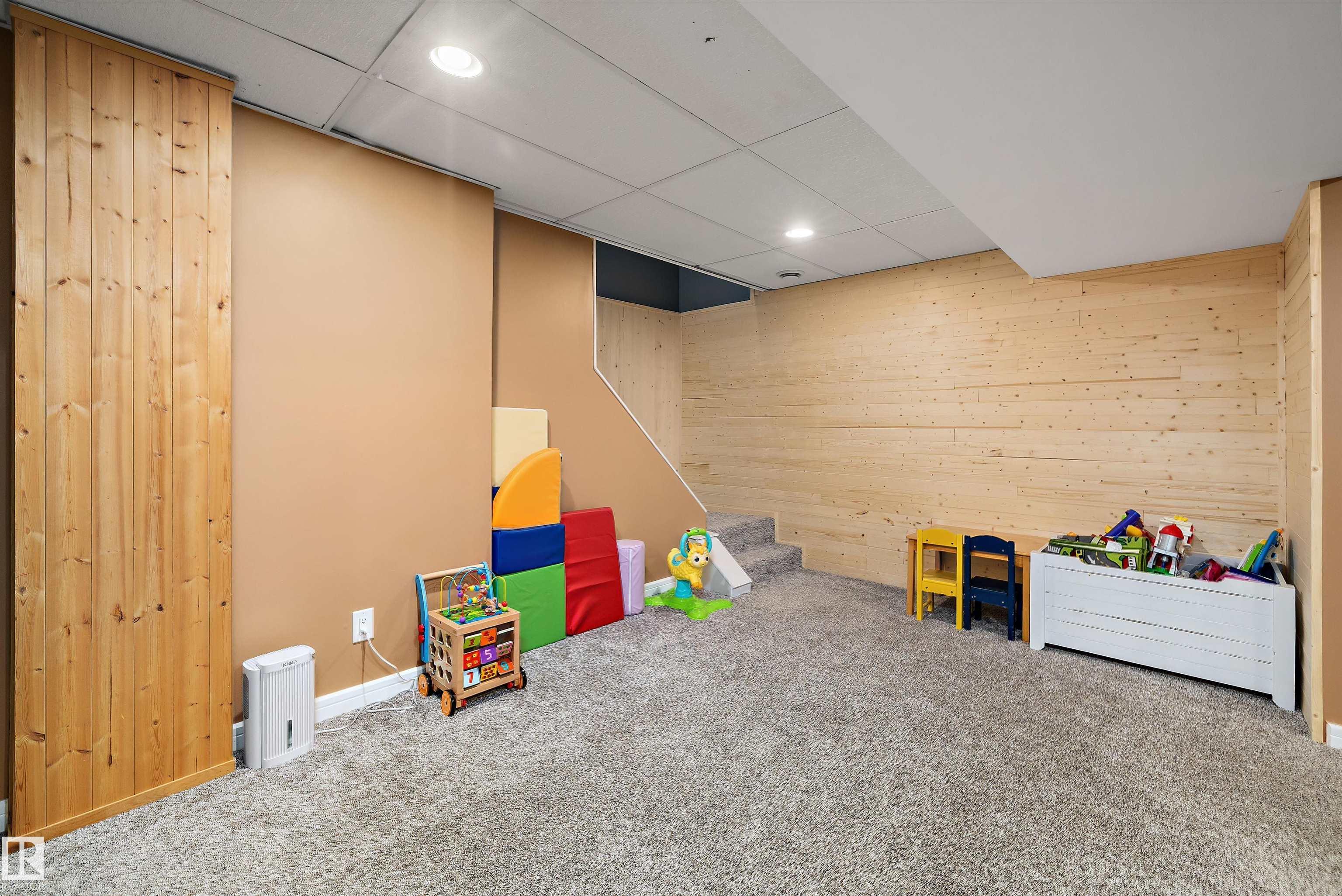 Photo 32 at 9419 98 Avenue, Morinville