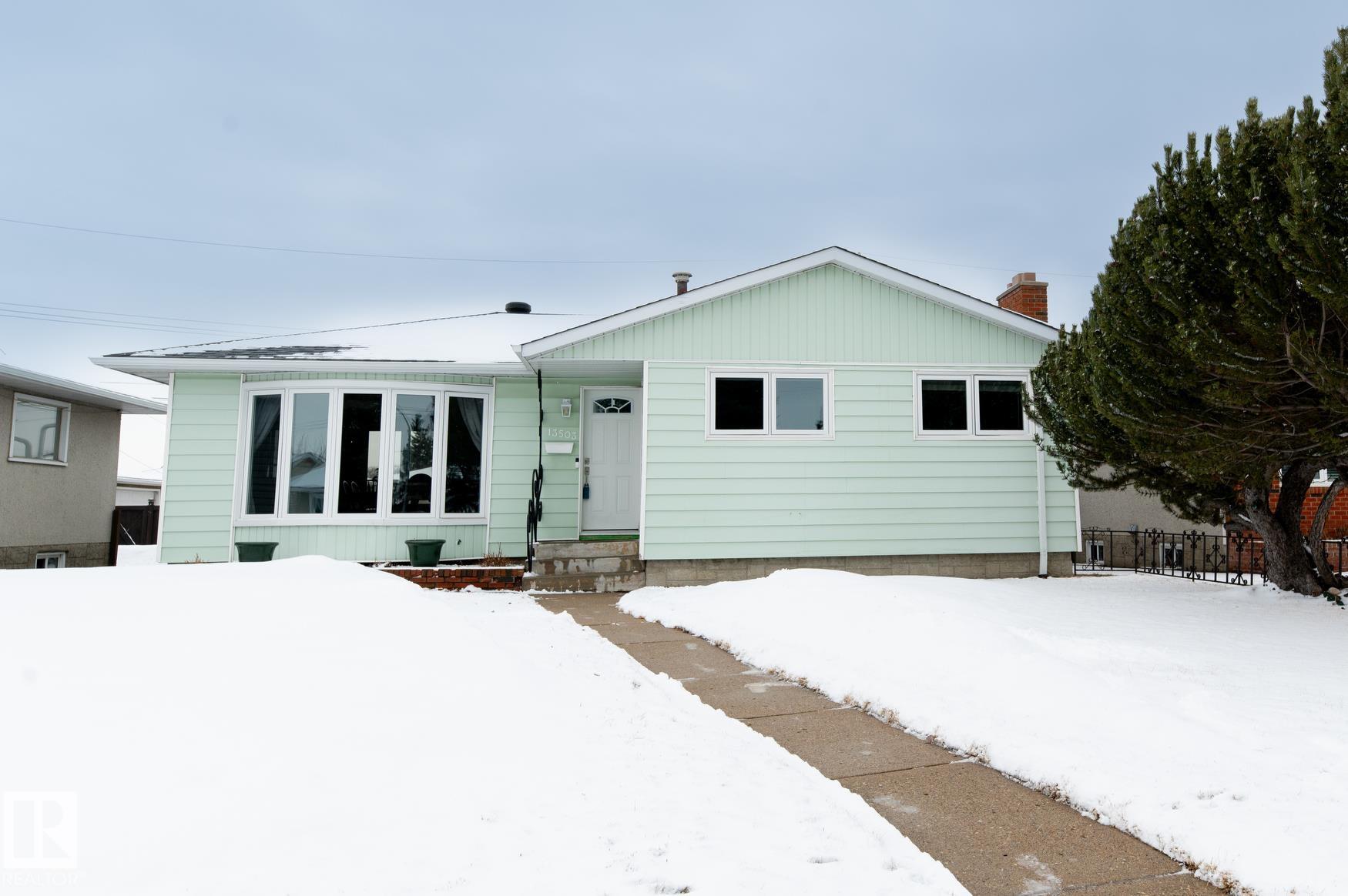 13503 111 Street NW, Rosslyn, Edmonton