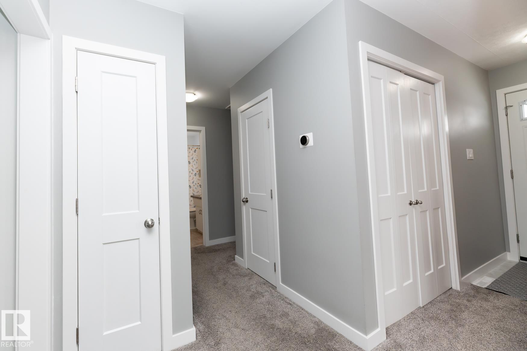 Photo 11 at 13503 111 Street NW, Rosslyn, Edmonton