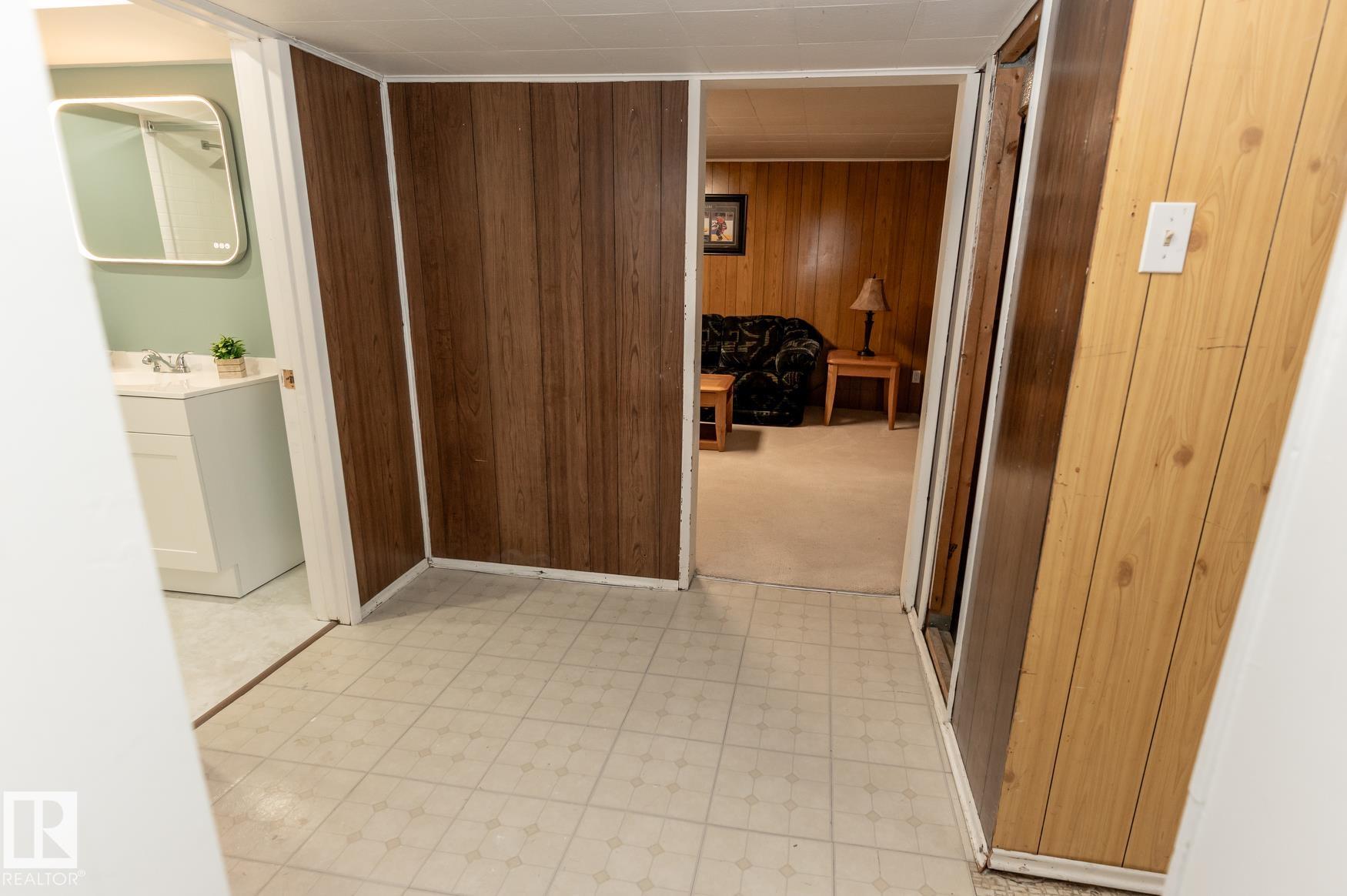 Photo 21 at 13503 111 Street NW, Rosslyn, Edmonton