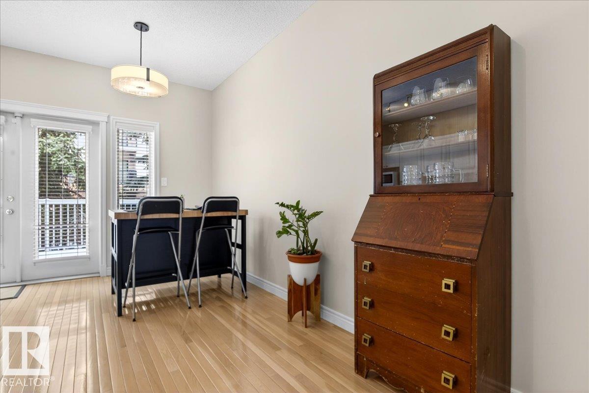 Photo 14 at 34 - 10235 111 Street NW, Downtown, Edmonton