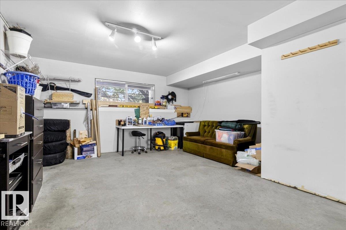 Photo 48 at 34 - 10235 111 Street NW, Downtown, Edmonton