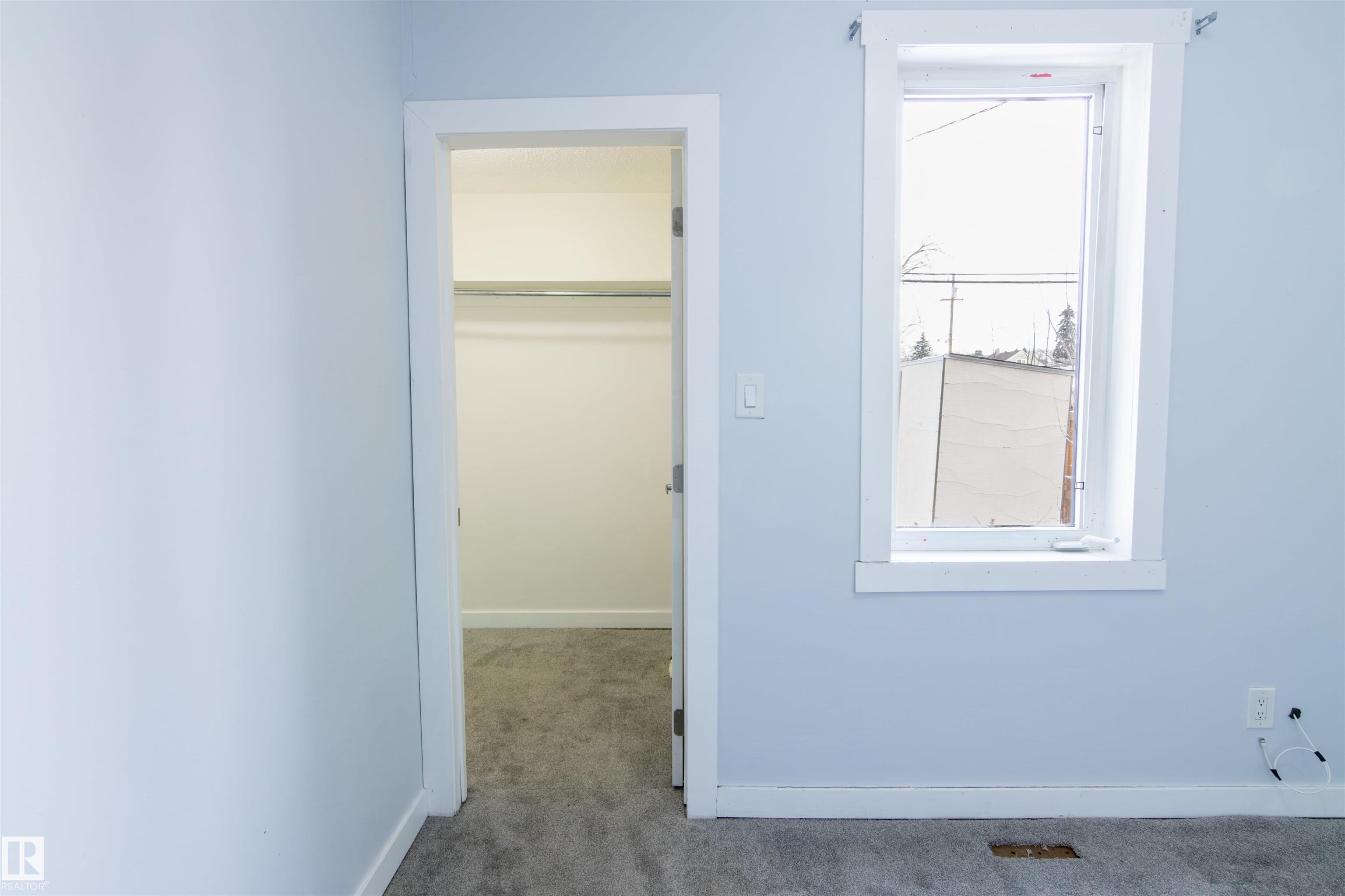 https://zimg.paragon.ice.com/ParagonImages/Property/PM/RAE/225397287/14/0/0/7176f0d75c60d36f03cb489dff512f04/1/bff63341e2a0c146ca3a229d13aebf5c/225397287-613C168E-0E61-48BB-9BB1-43EE84E773F2.JPG