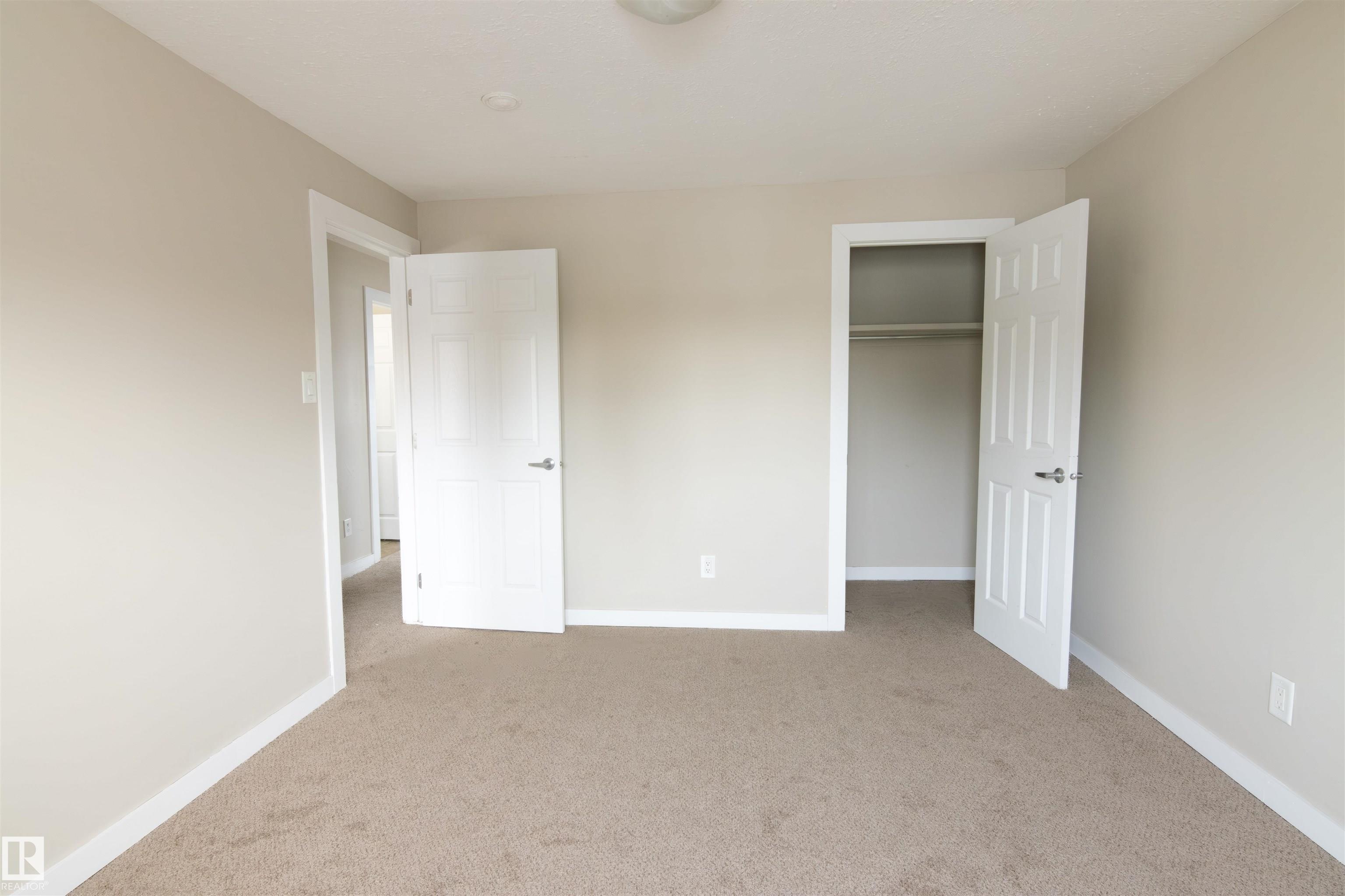 https://zimg.paragon.ice.com/ParagonImages/Property/PM/RAE/225397287/23/0/0/5e1b7d15782828288ddded2a4947db52/1/bff63341e2a0c146ca3a229d13aebf5c/225397287-E801103A-30C8-4F2B-85FA-4B10BE7802E1.JPG