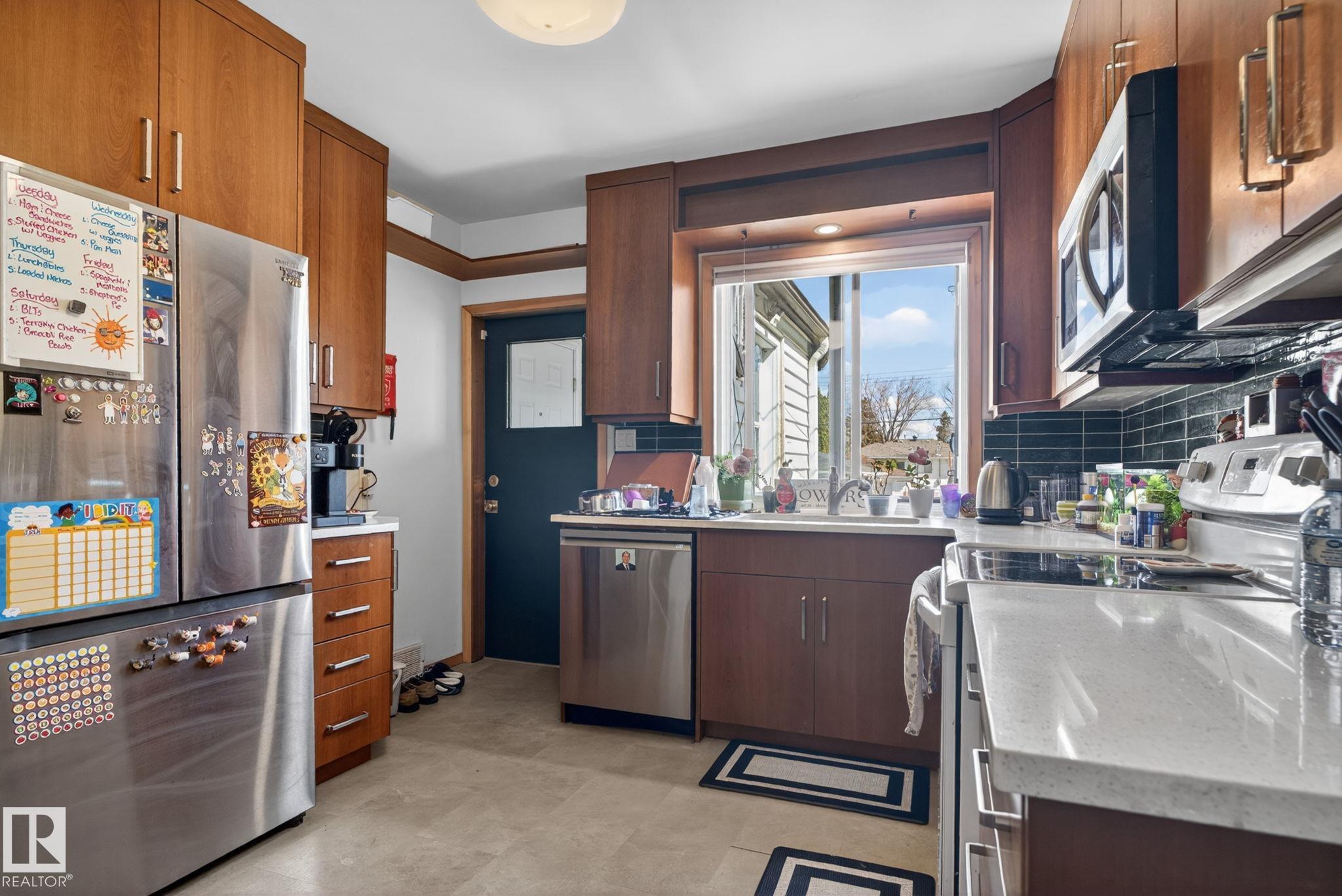 Photo 11 at 11227 103 Street NW, Spruce Avenue, Edmonton