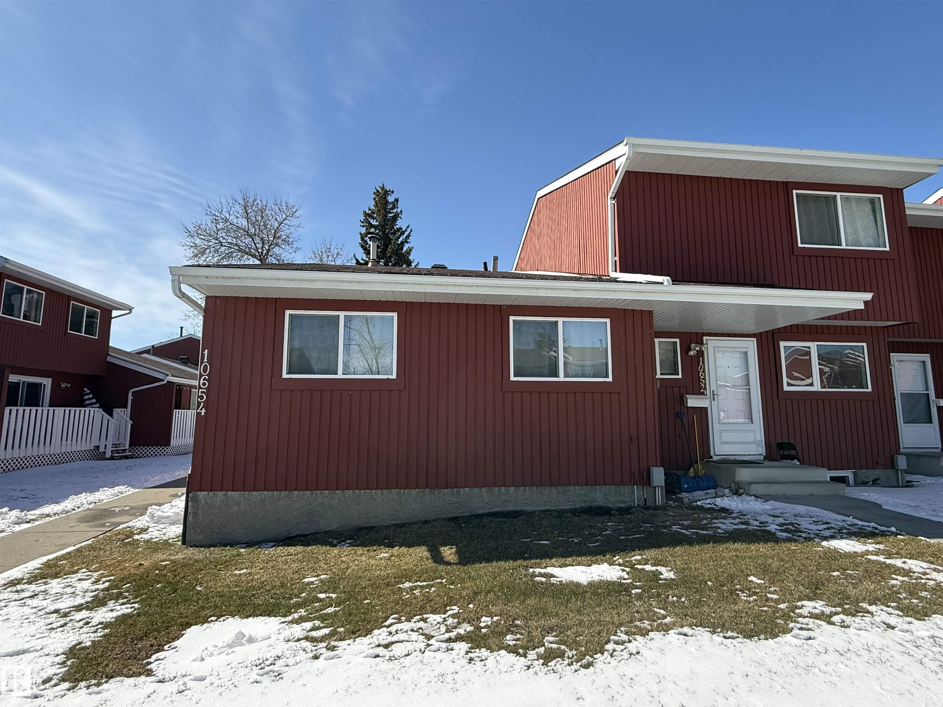 Photo 8 at 10654 Beaumaris Road NW, Lorelei, Edmonton