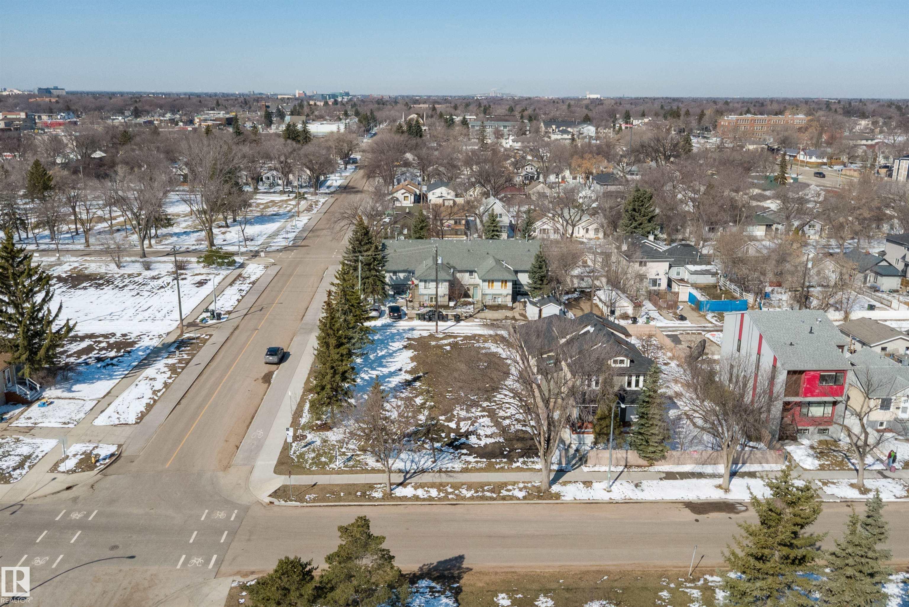 Photo 8 at 11906 76 Street NW, Eastwood, Edmonton