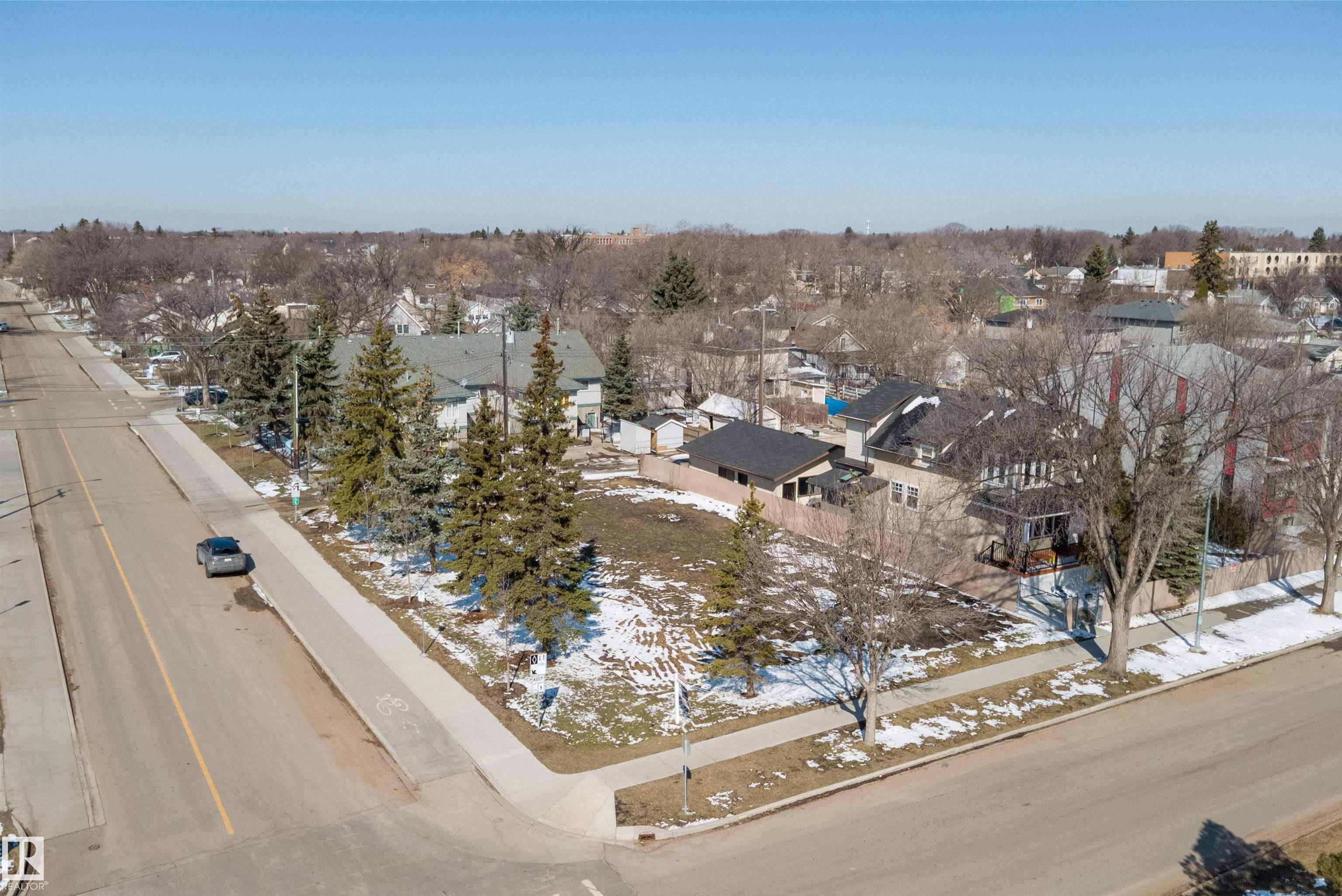 Photo 10 at 11906 76 Street NW, Eastwood, Edmonton