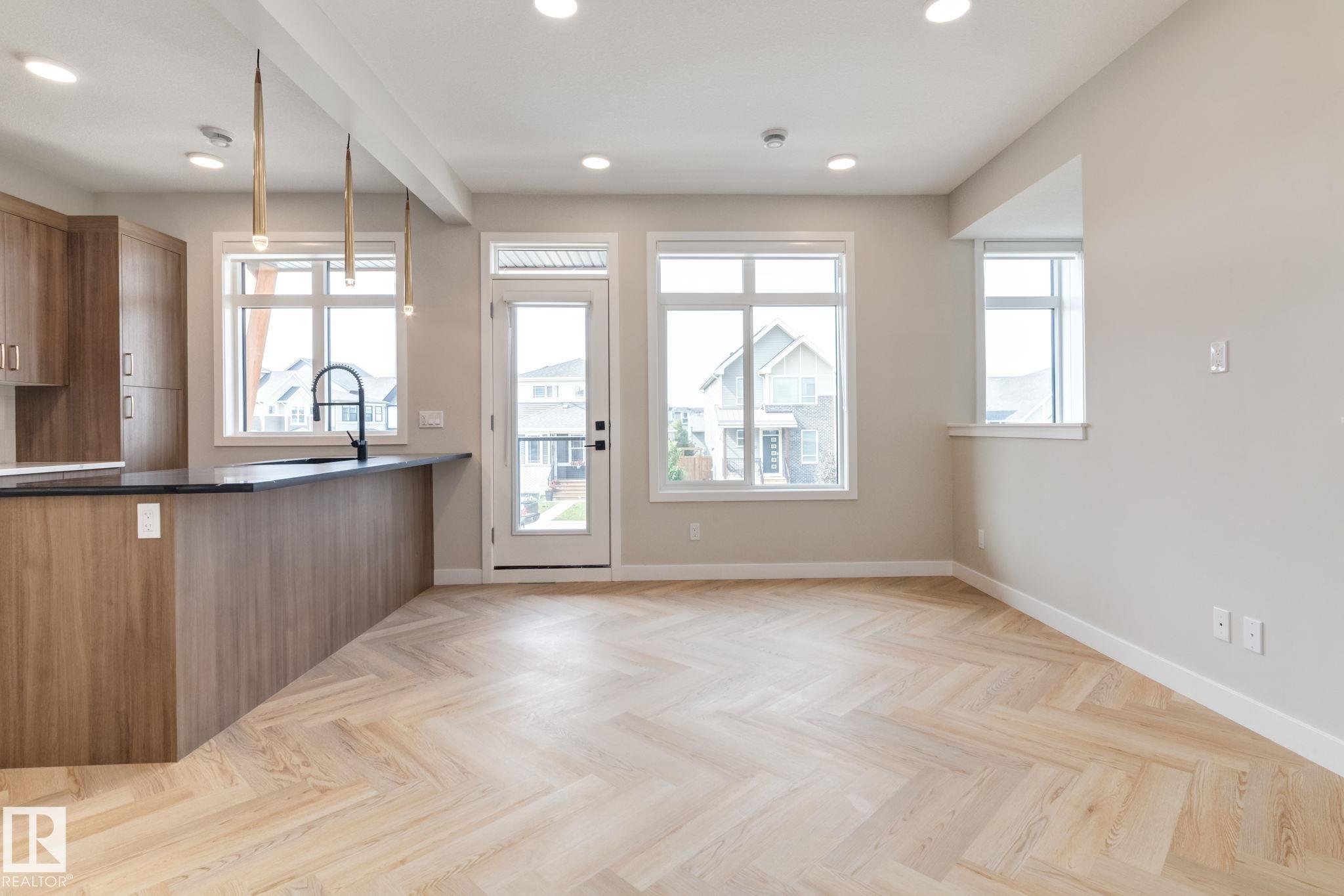 Photo 9 at 41 - 16231 19 Avenue SW, Glenridding Ravine, Edmonton