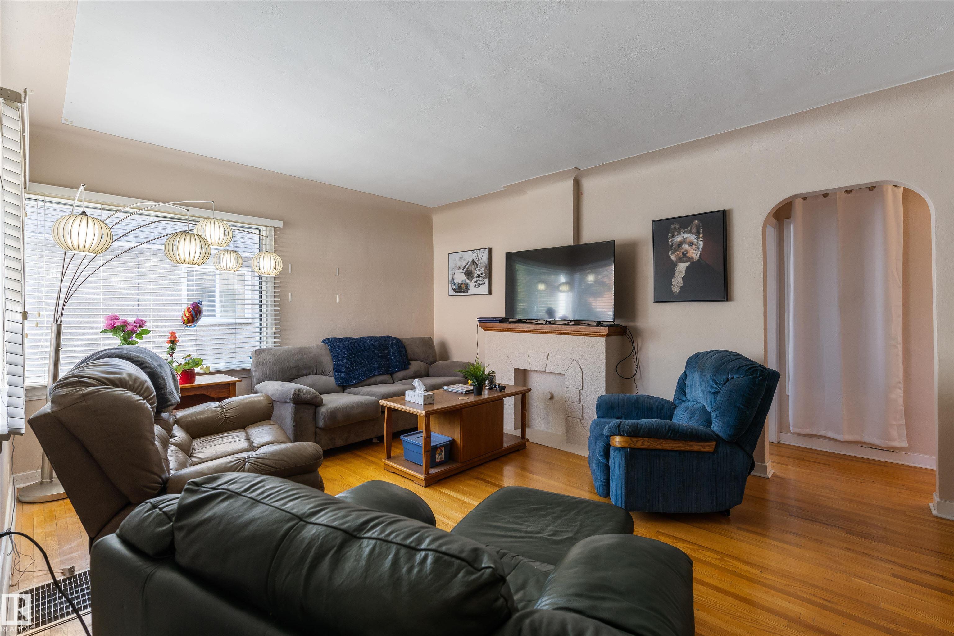 10838 110 Street NW, Queen Mary Park, Edmonton