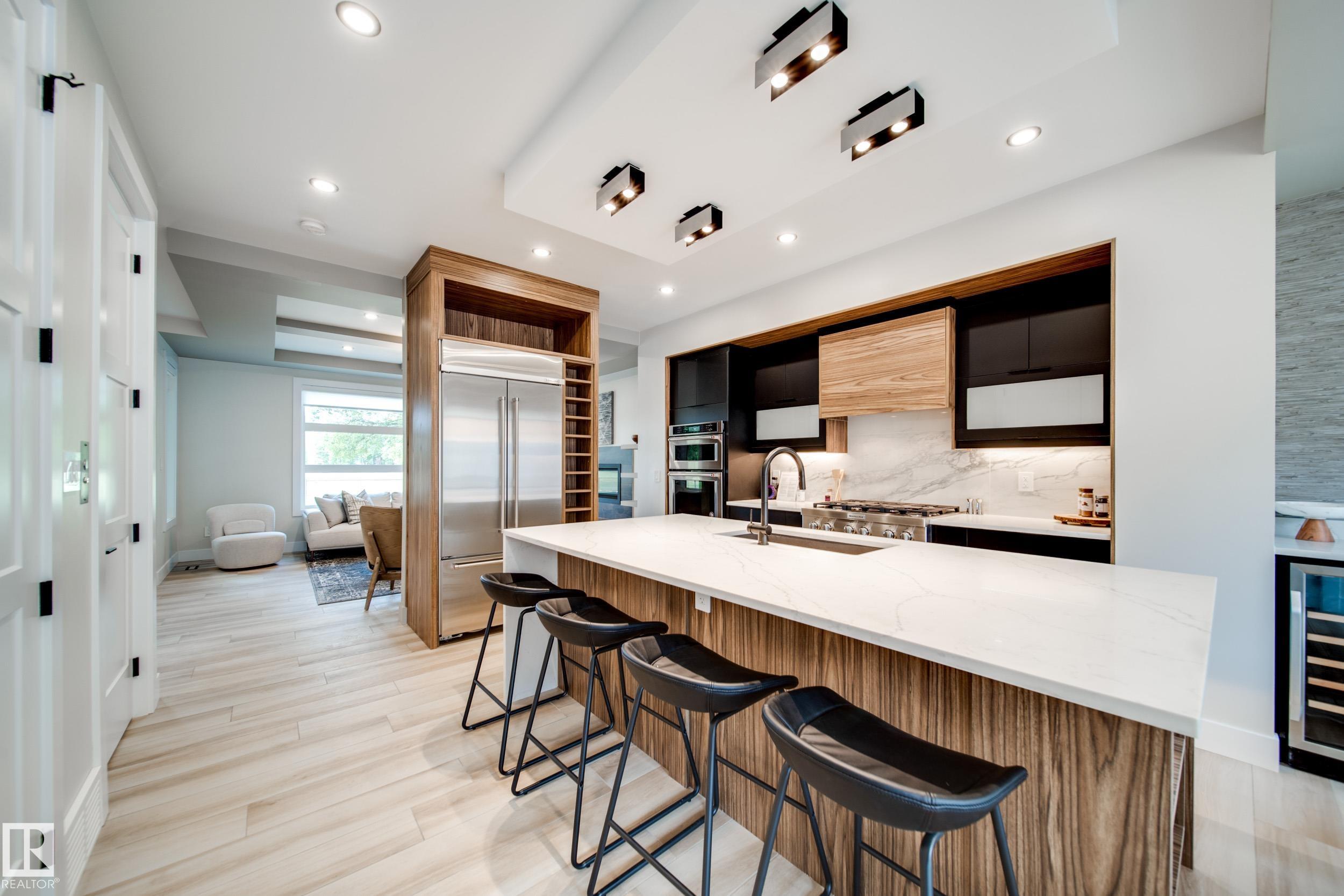 Photo 11 at 9625 101 Street NW, Rossdale, Edmonton