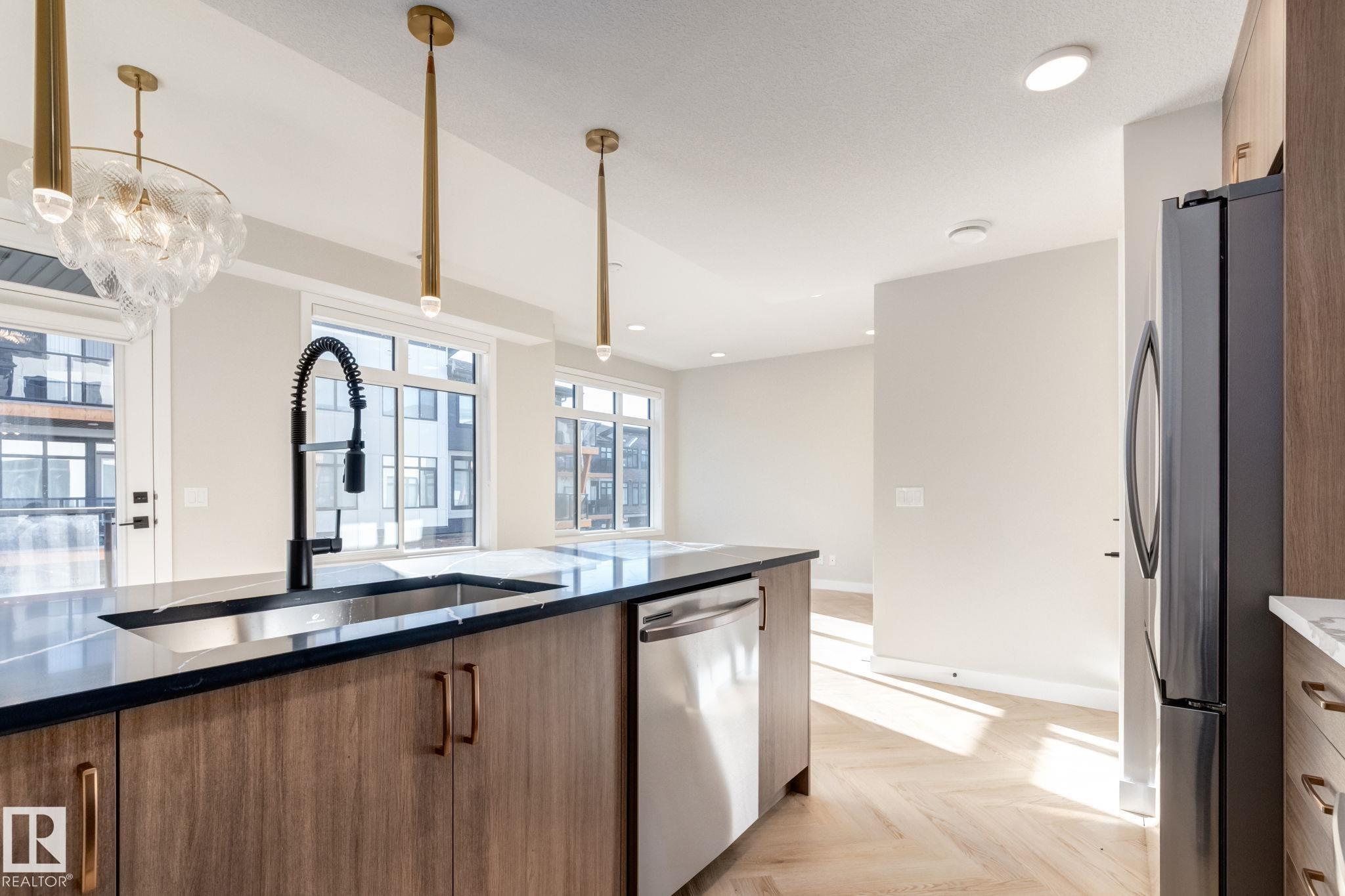 Photo 11 at 45 - 16231 19 Avenue SW, Glenridding Ravine, Edmonton