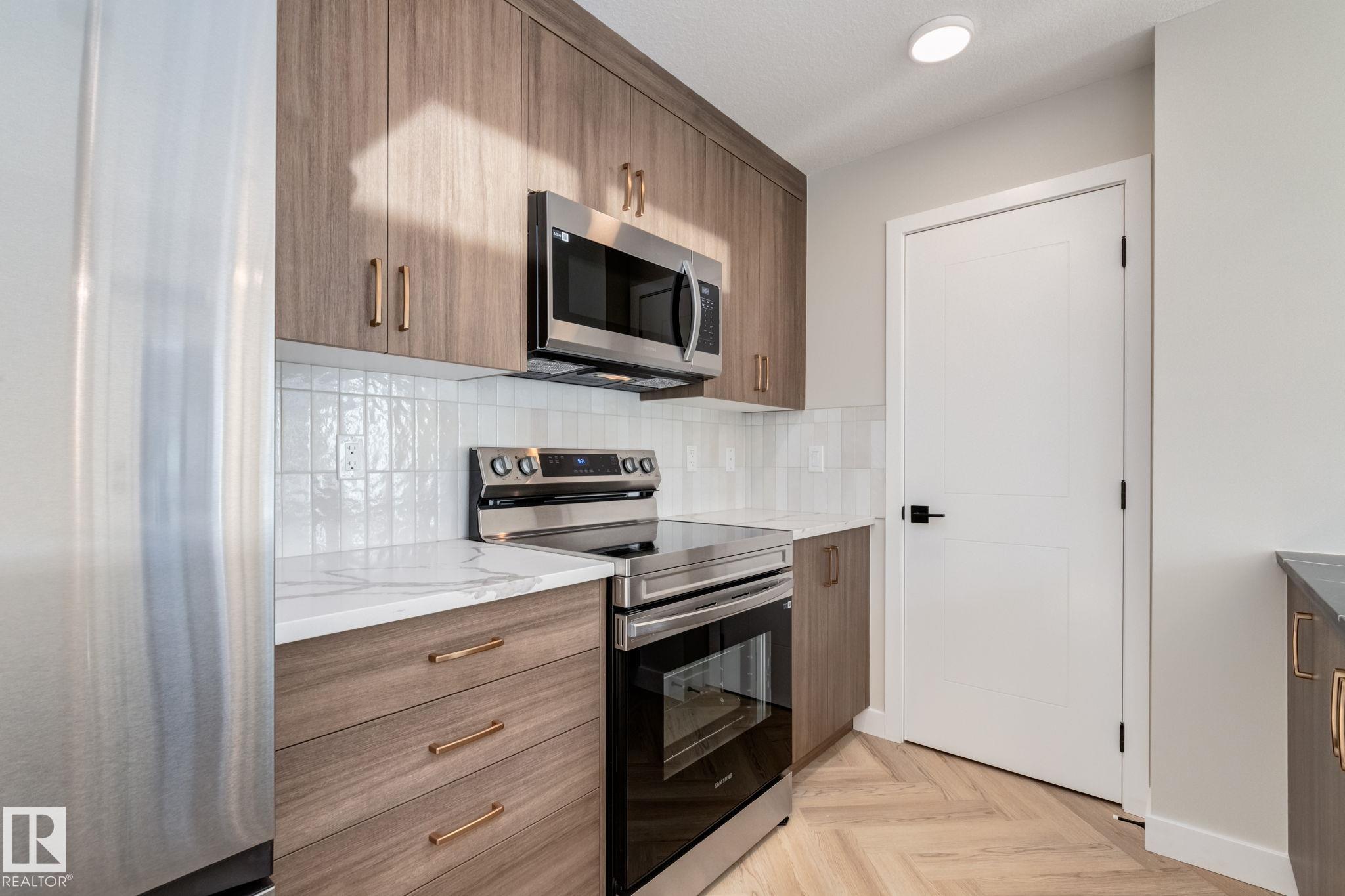 Photo 9 at 45 - 16231 19 Avenue SW, Glenridding Ravine, Edmonton