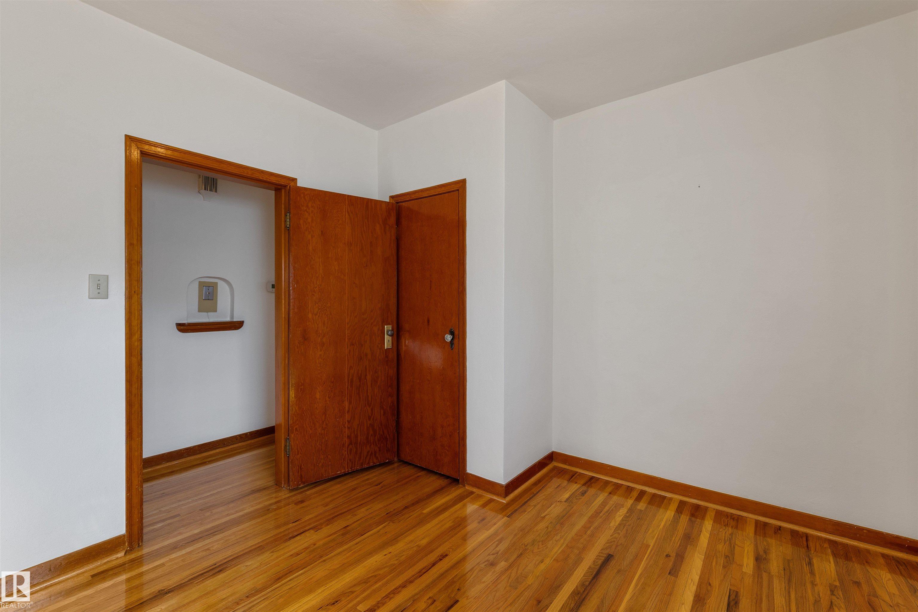 Photo 14 at 10842 110 Street NW, Queen Mary Park, Edmonton