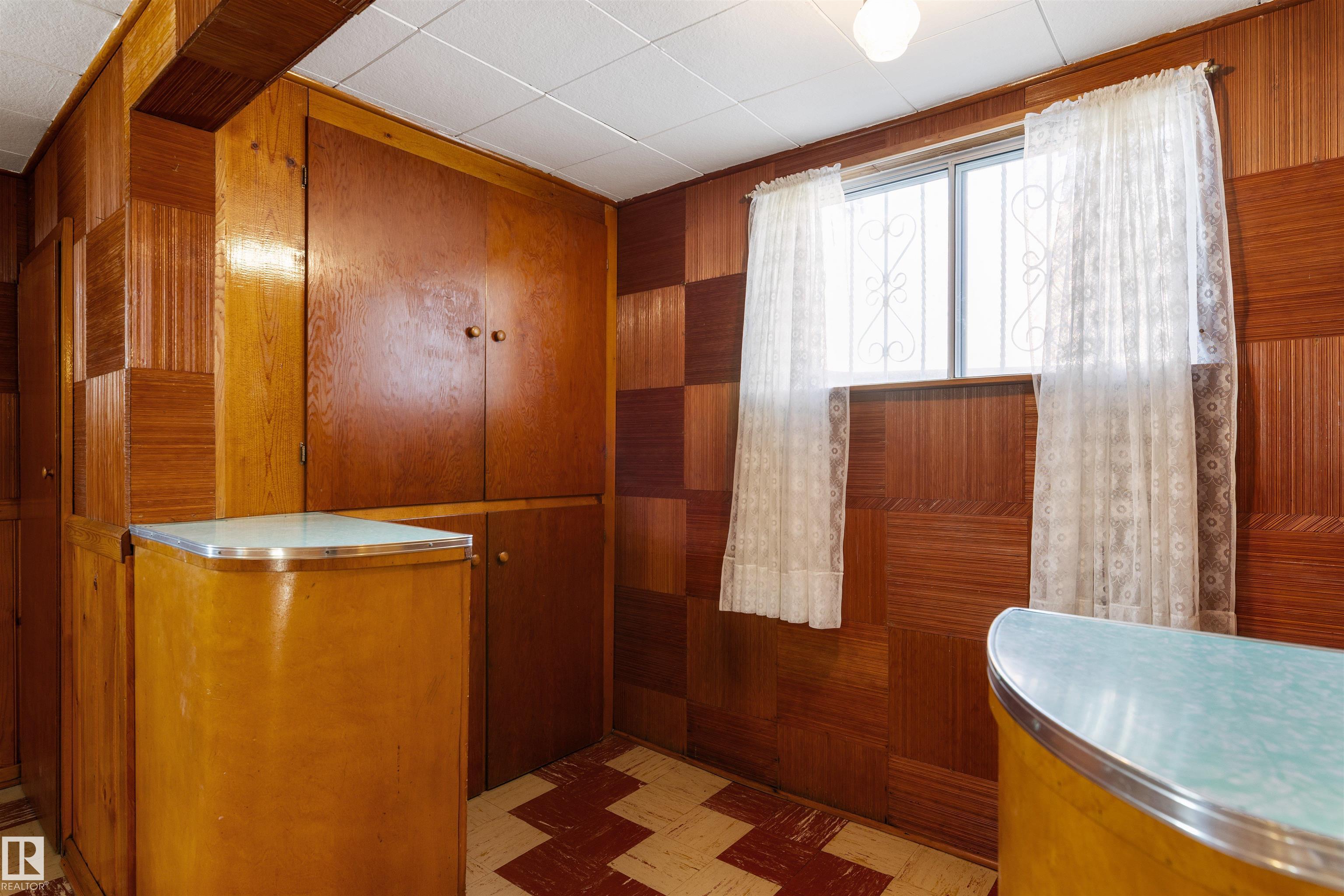 Photo 28 at 10842 110 Street NW, Queen Mary Park, Edmonton