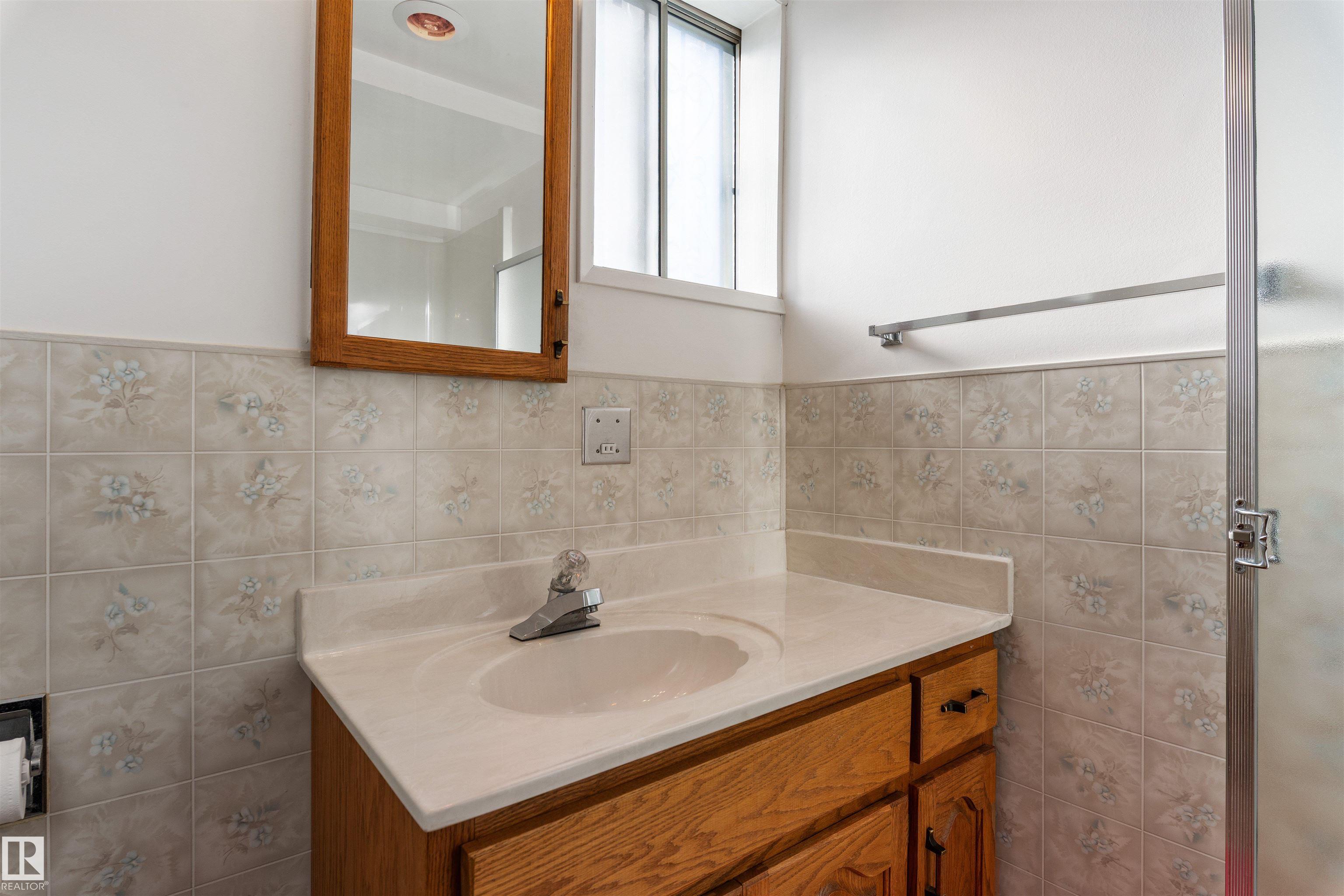 Photo 29 at 10842 110 Street NW, Queen Mary Park, Edmonton