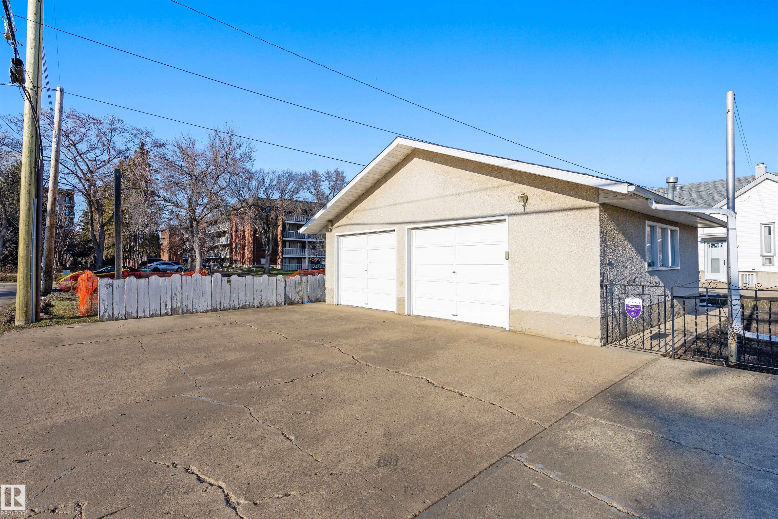 Photo 39 at 10842 110 Street NW, Queen Mary Park, Edmonton