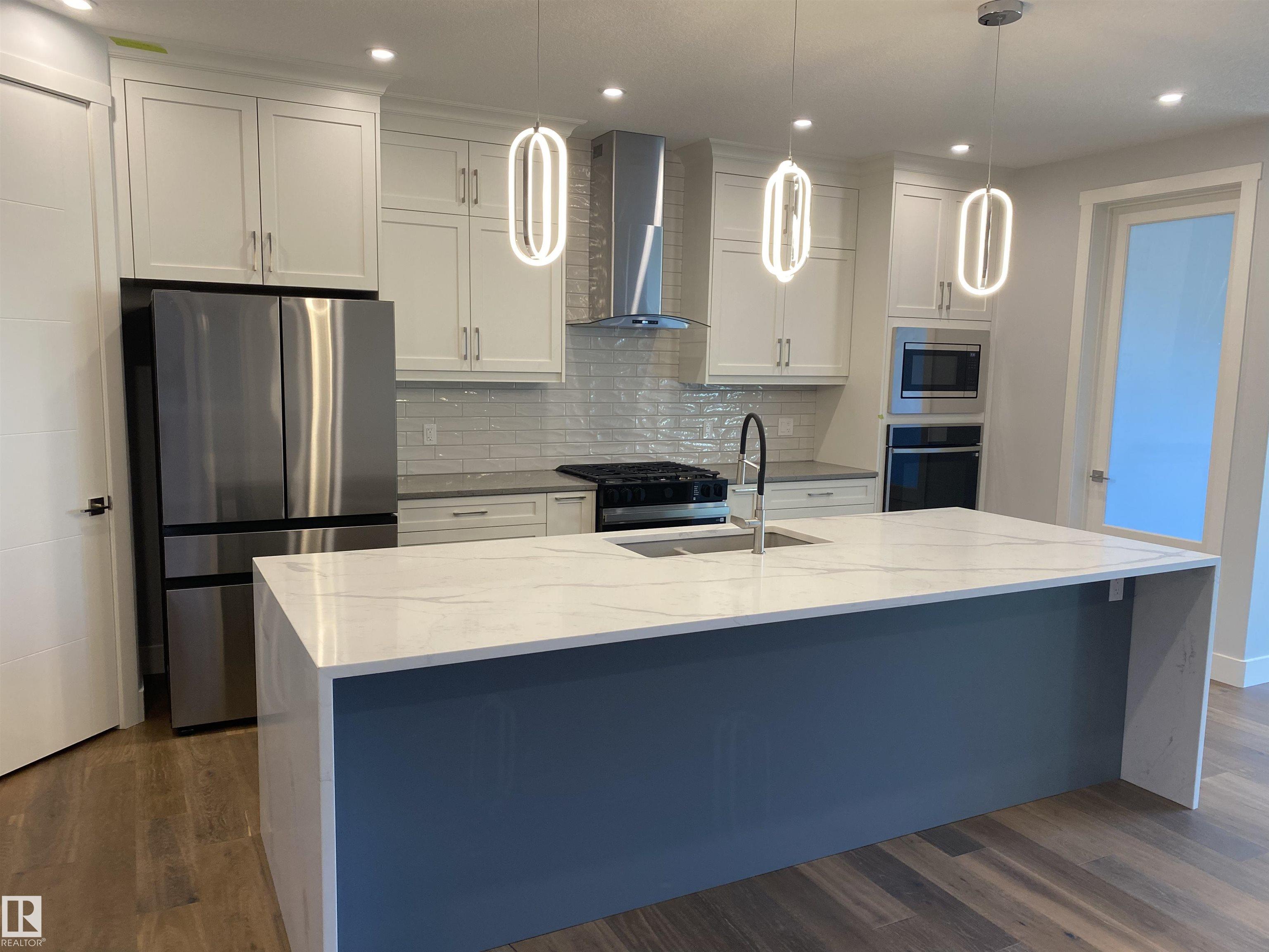 Photo 11 at 9515 75 Avenue NW, Ritchie, Edmonton