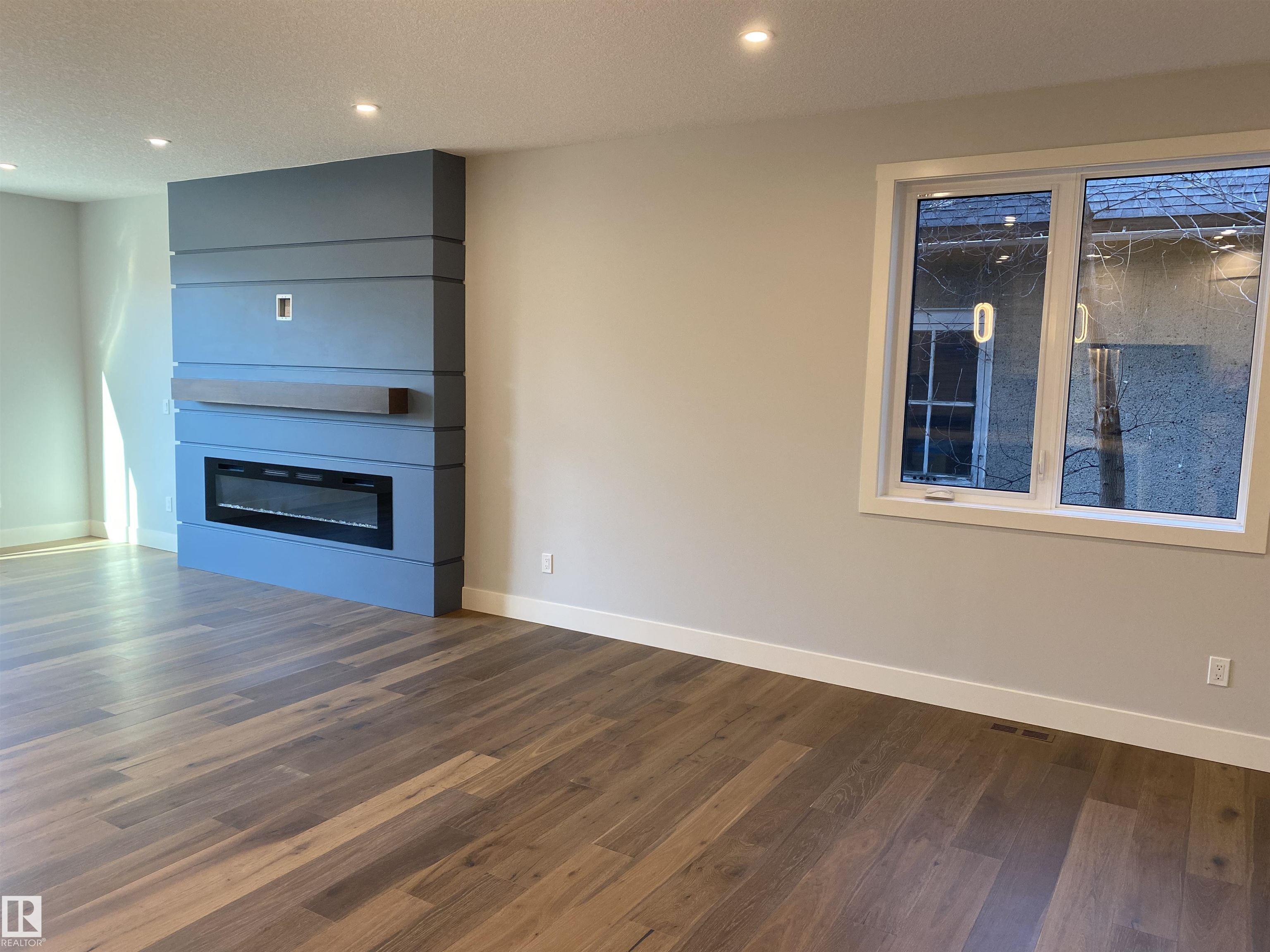 Photo 13 at 9515 75 Avenue NW, Ritchie, Edmonton