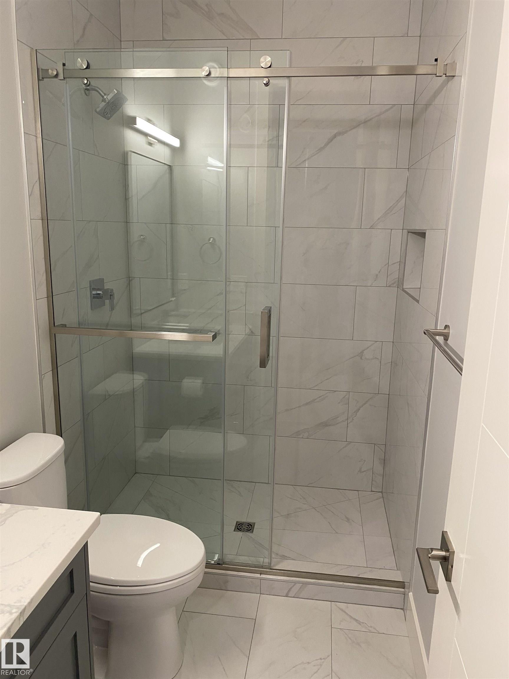 Photo 15 at 9515 75 Avenue NW, Ritchie, Edmonton