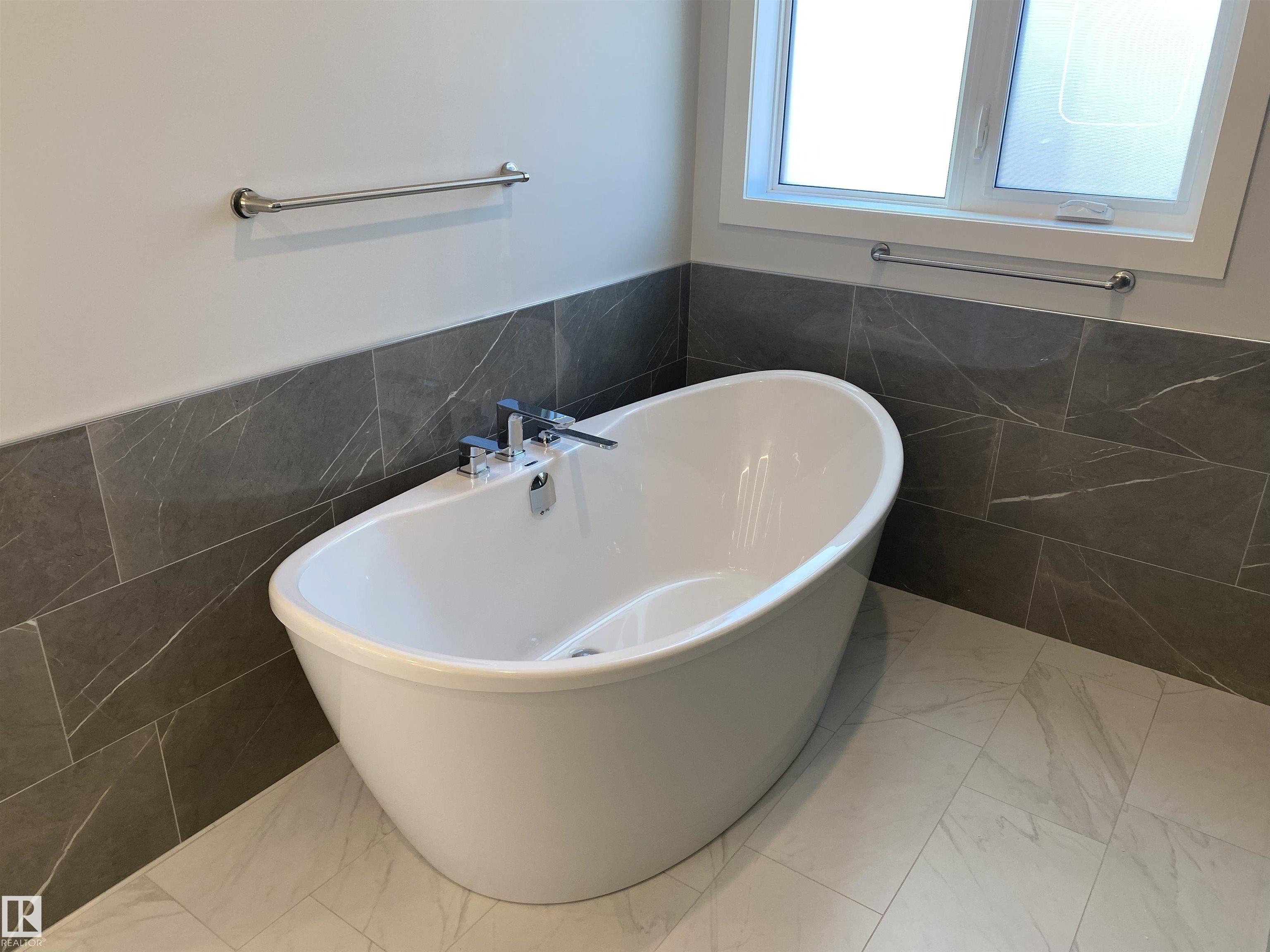 Photo 20 at 9515 75 Avenue NW, Ritchie, Edmonton